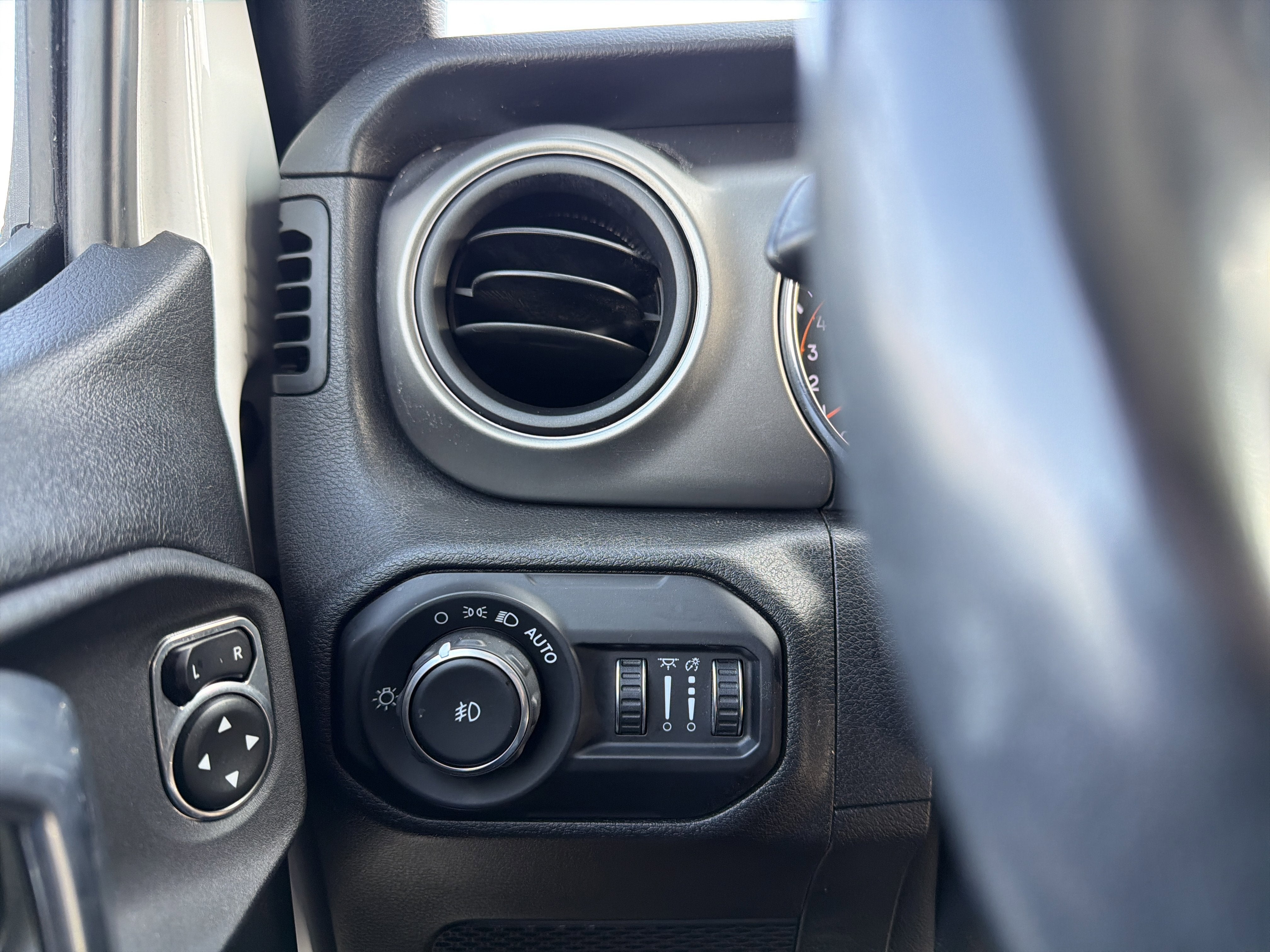 2021 Jeep Wrangler Unlimited Willys 4x4