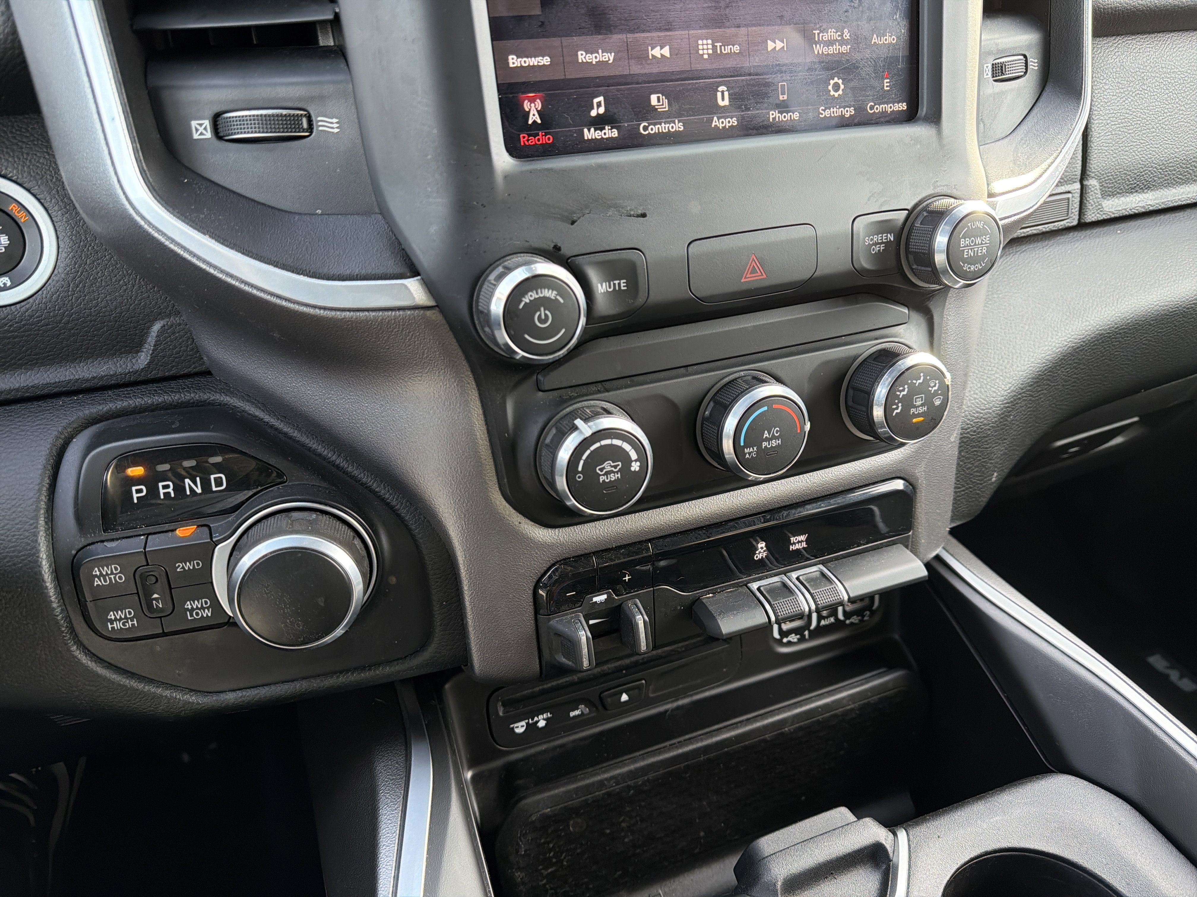 2019 RAM 1500 Big Horn/Lone Star Crew Cab 4x4 5'7" Box