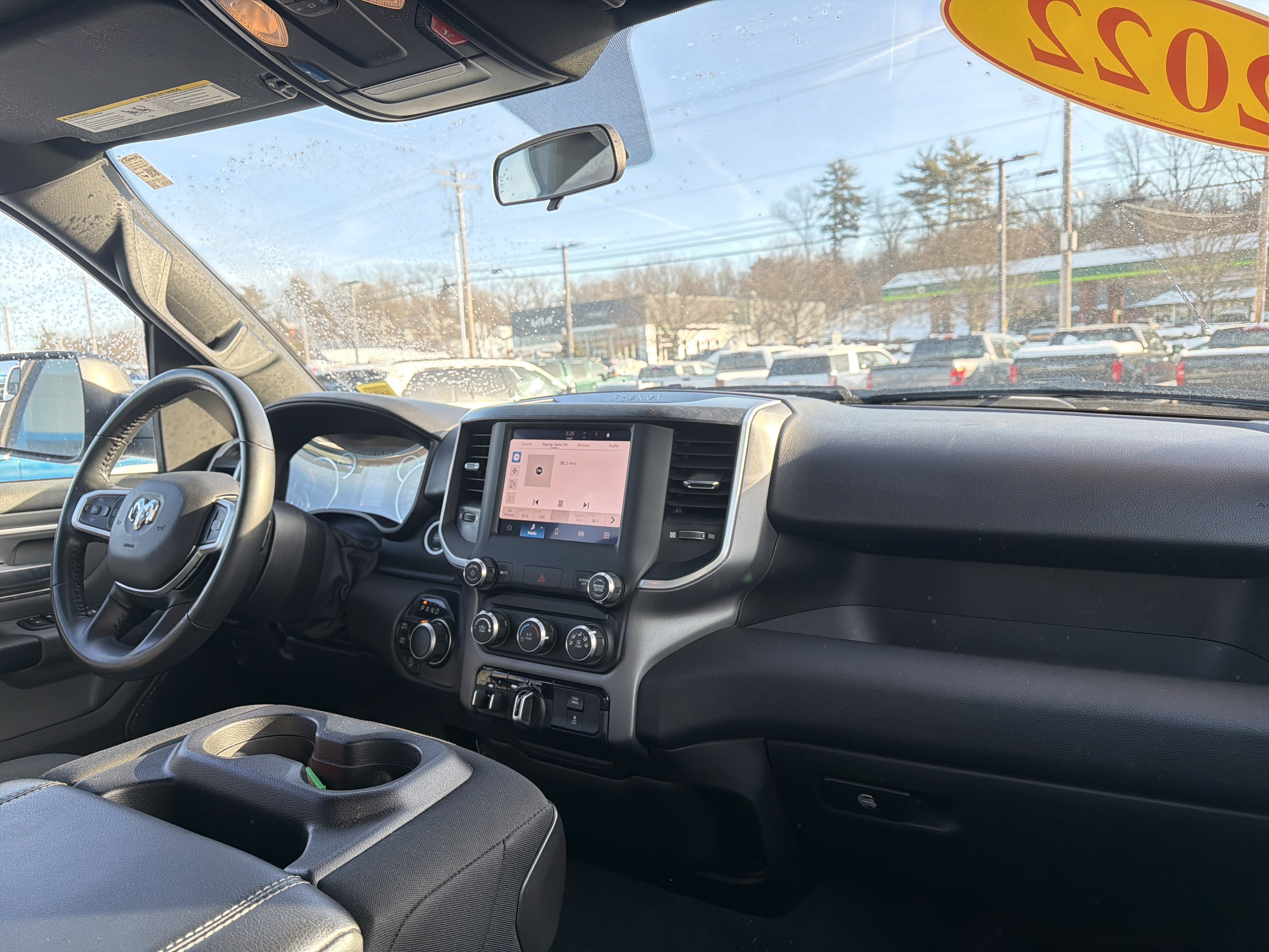 2022 RAM 1500 Big Horn Crew Cab 4x4 5'7" Box