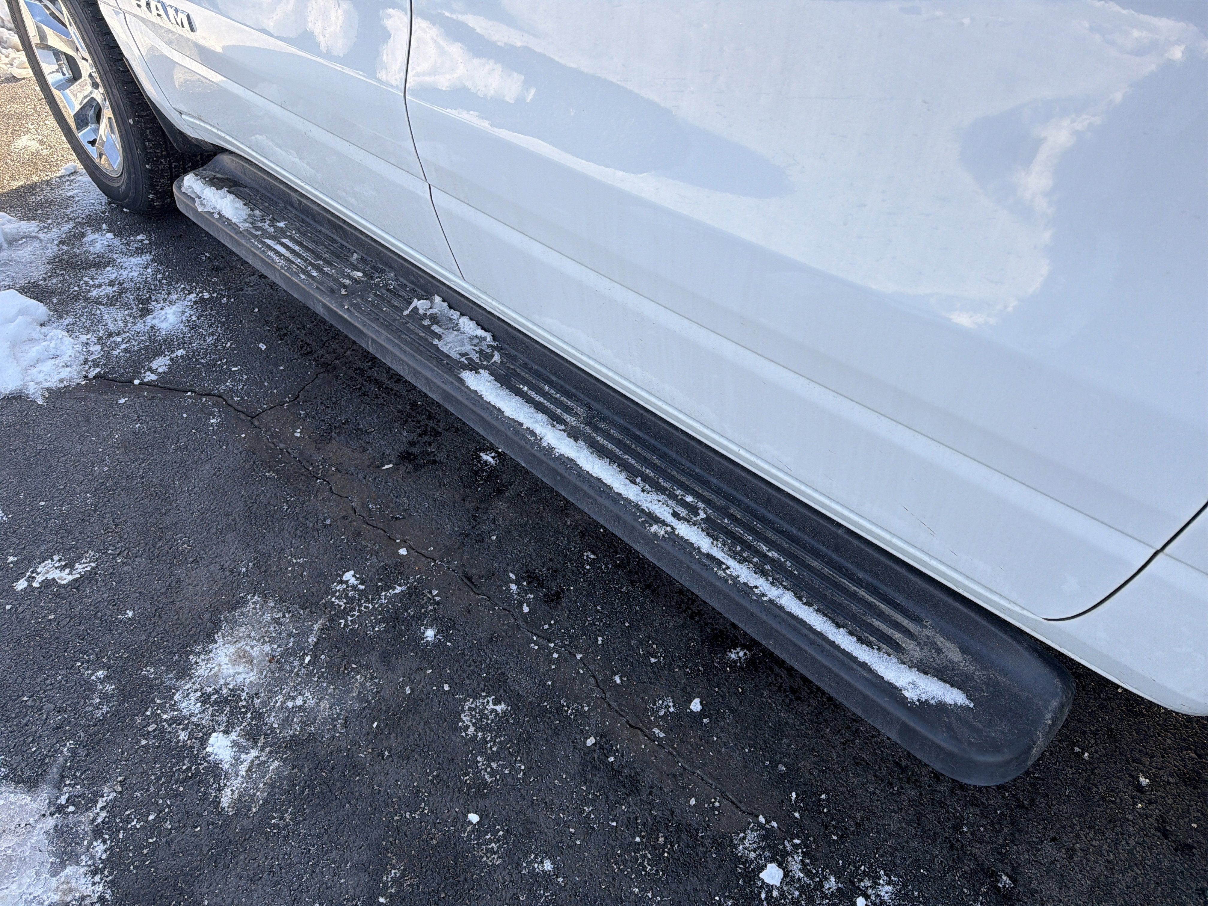 2022 RAM 1500 Big Horn Crew Cab 4x4 5'7" Box