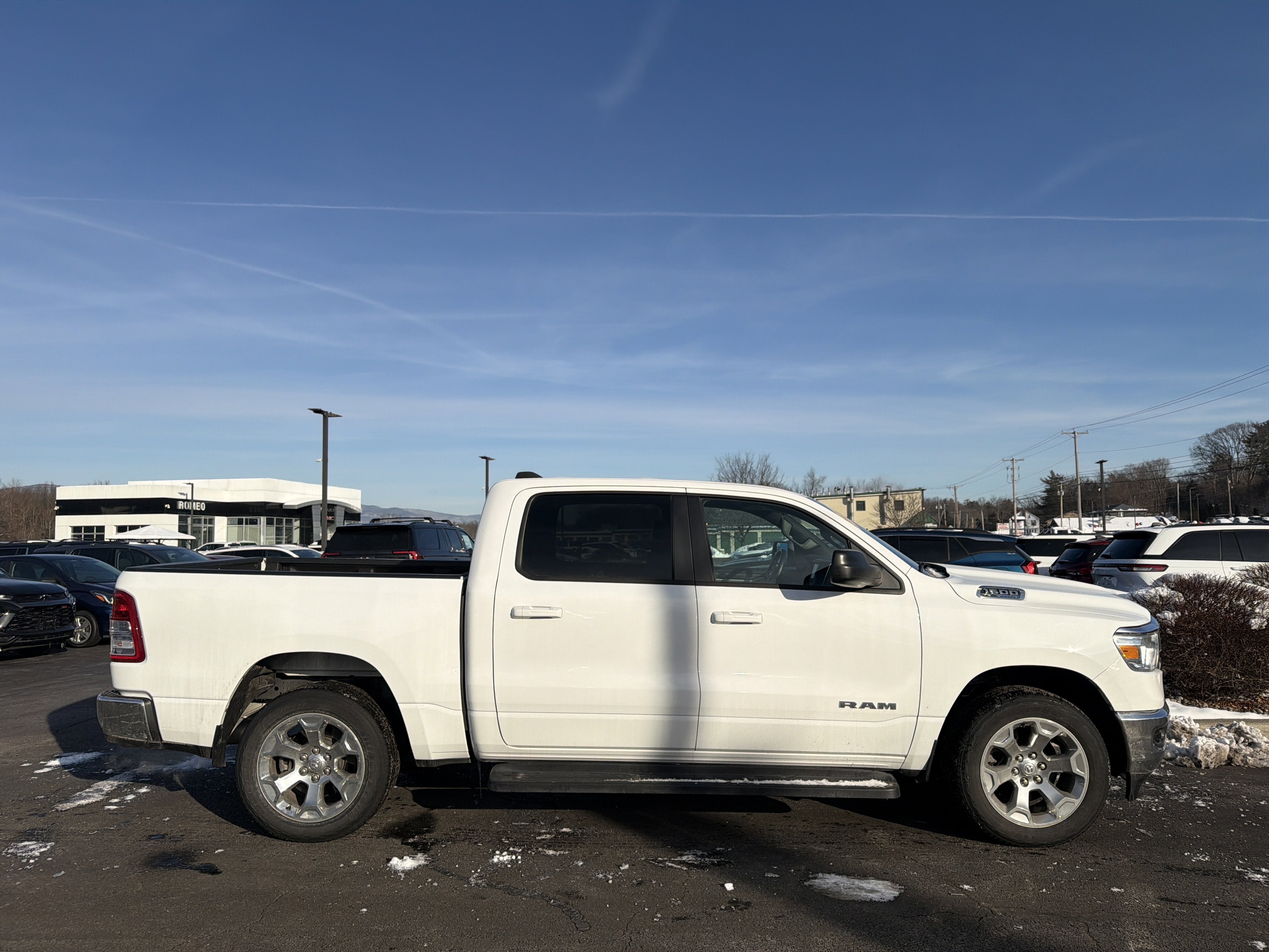 2022 RAM 1500 Big Horn Crew Cab 4x4 5'7" Box