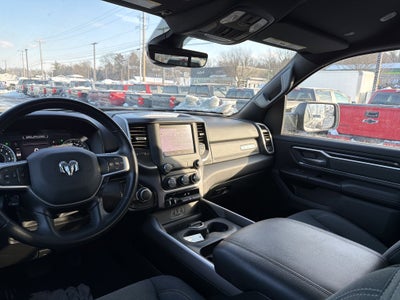 2022 RAM 1500 Big Horn Crew Cab 4x4 5'7" Box