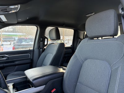 2022 RAM 1500 Big Horn Crew Cab 4x4 5'7" Box