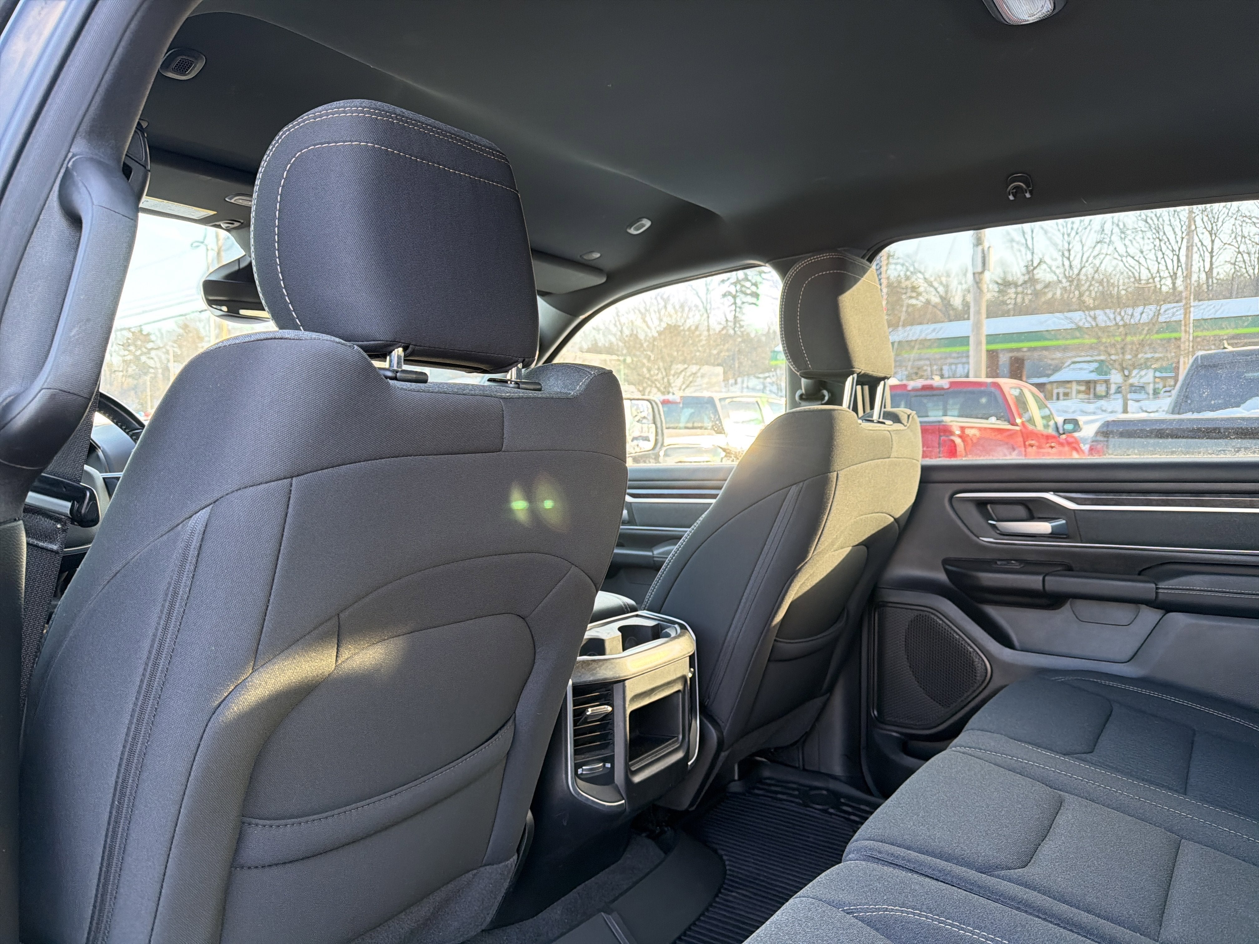 2022 RAM 1500 Big Horn Crew Cab 4x4 5'7" Box