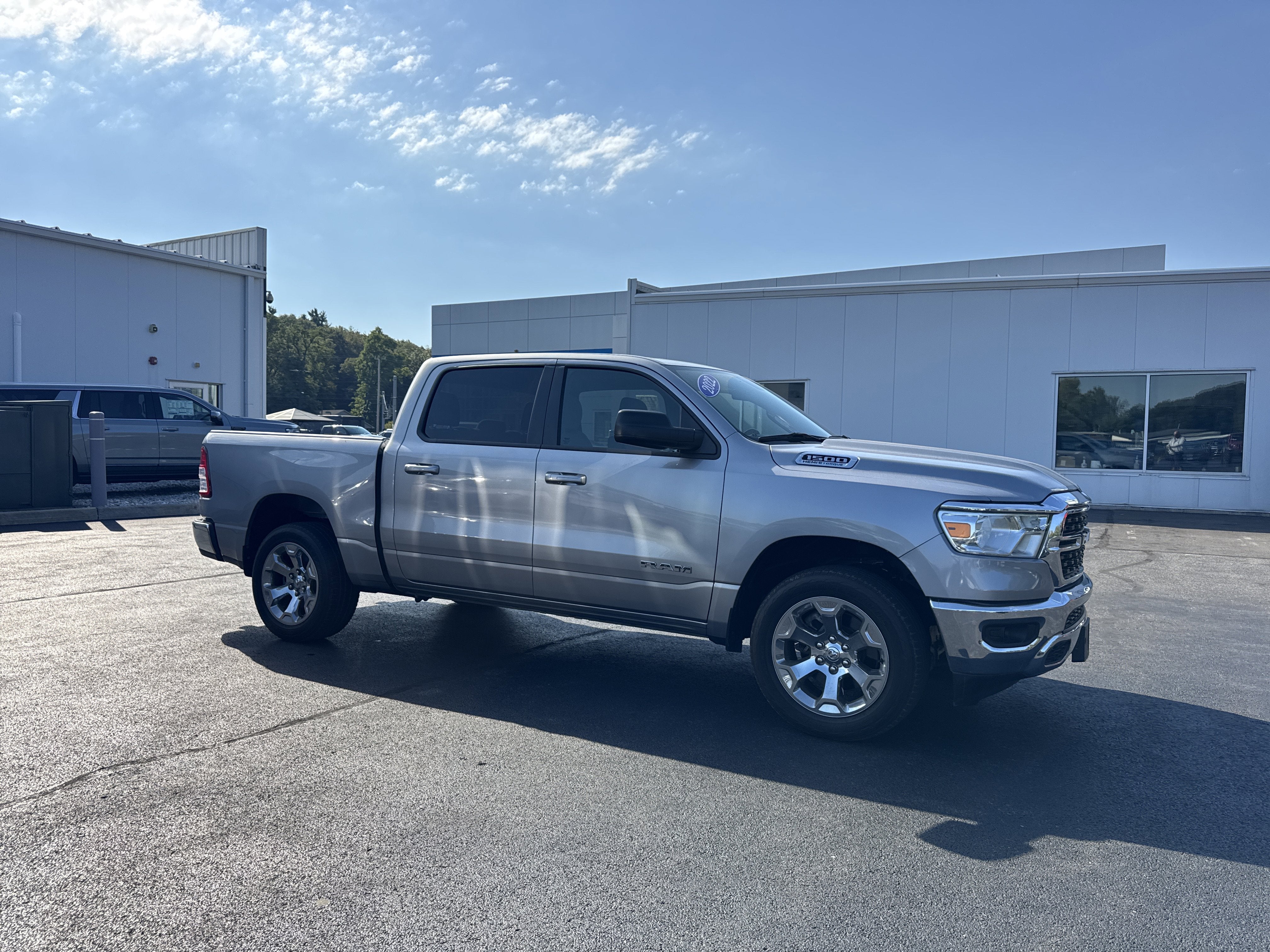 2022 RAM 1500 Big Horn Crew Cab 4x4 5'7" Box