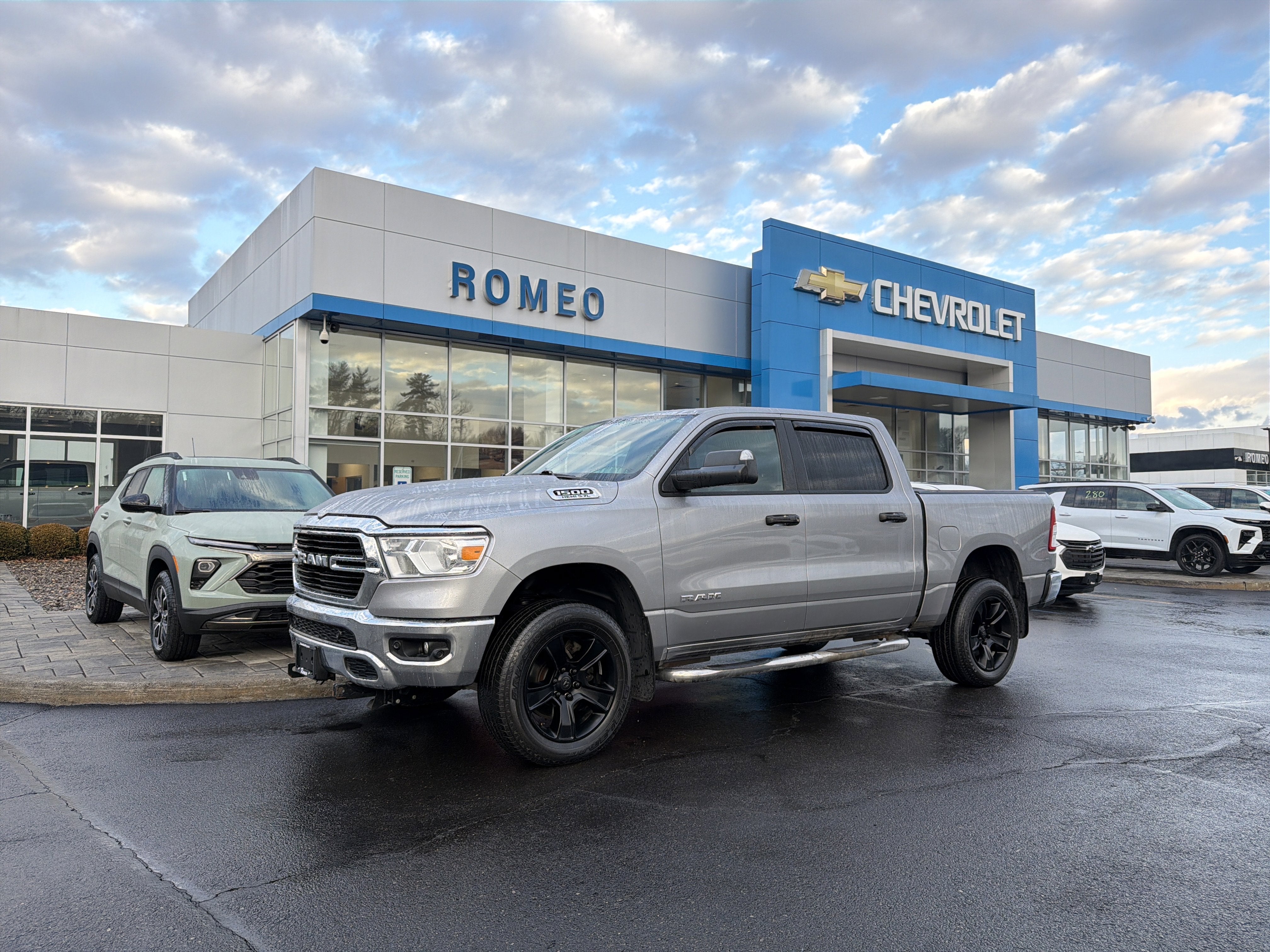 2019 RAM 1500 Big Horn/Lone Star Crew Cab 4x4 5'7" Box