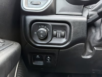 2019 RAM 1500 Big Horn/Lone Star Crew Cab 4x4 5'7" Box