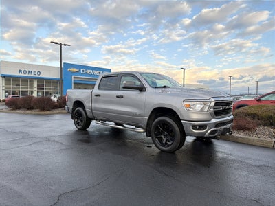 2019 RAM 1500 Big Horn/Lone Star Crew Cab 4x4 5'7" Box