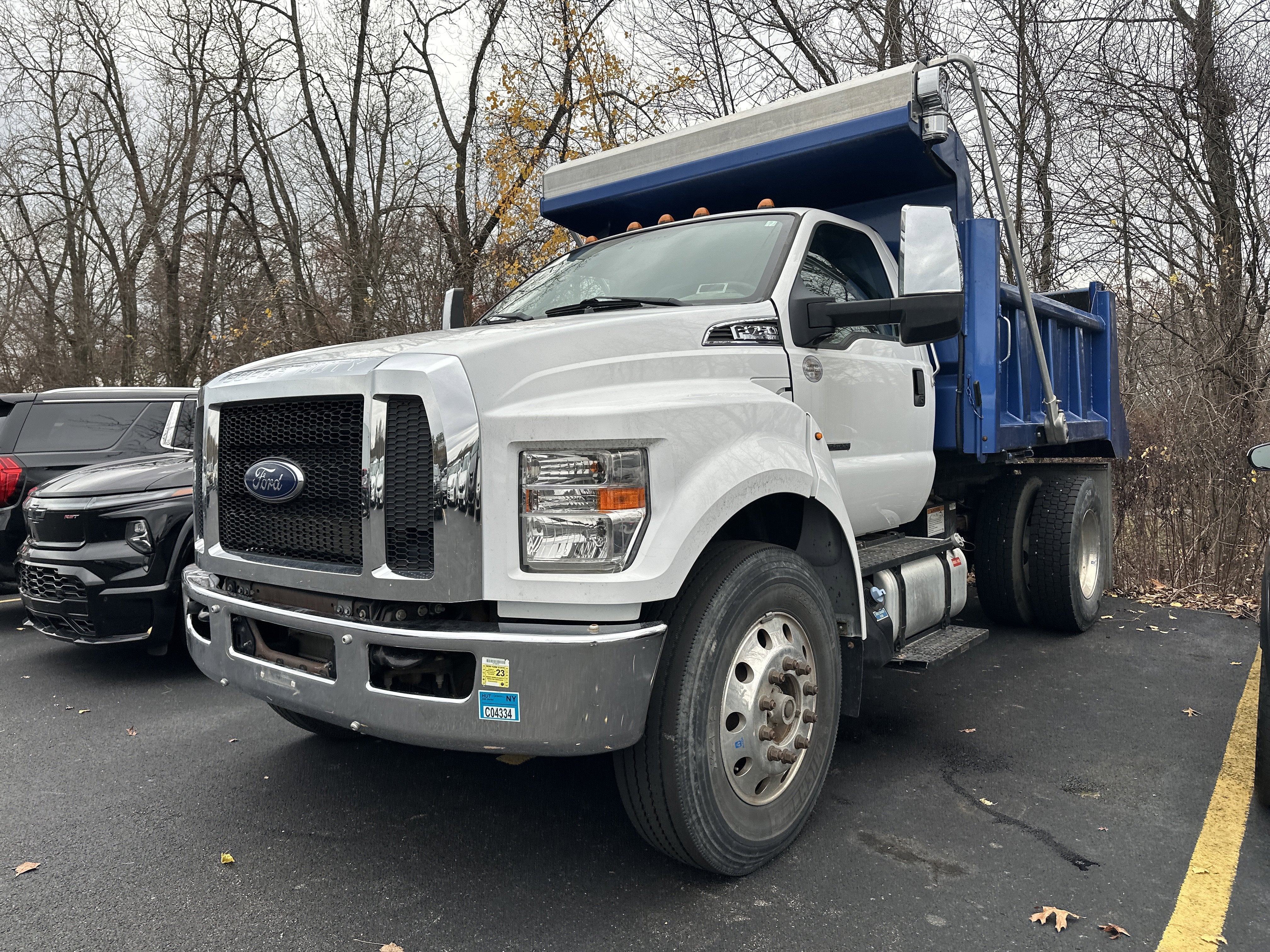 2019 Ford Super Duty F-750 Straight Base