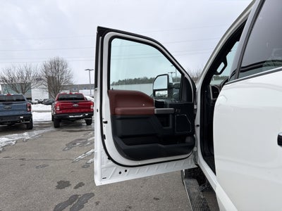 2022 Ford F-350 Platinum