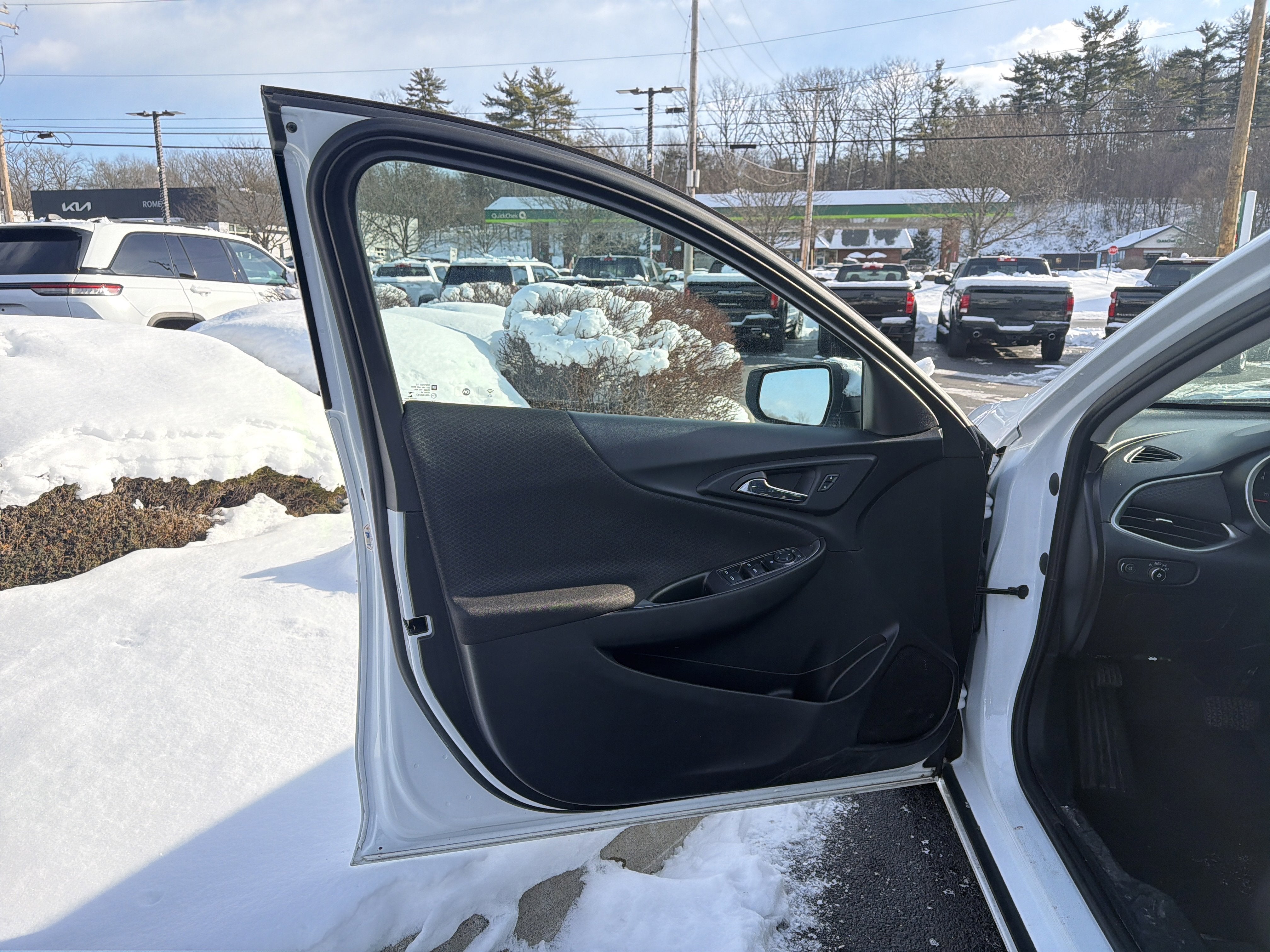 2022 Chevrolet Malibu LS