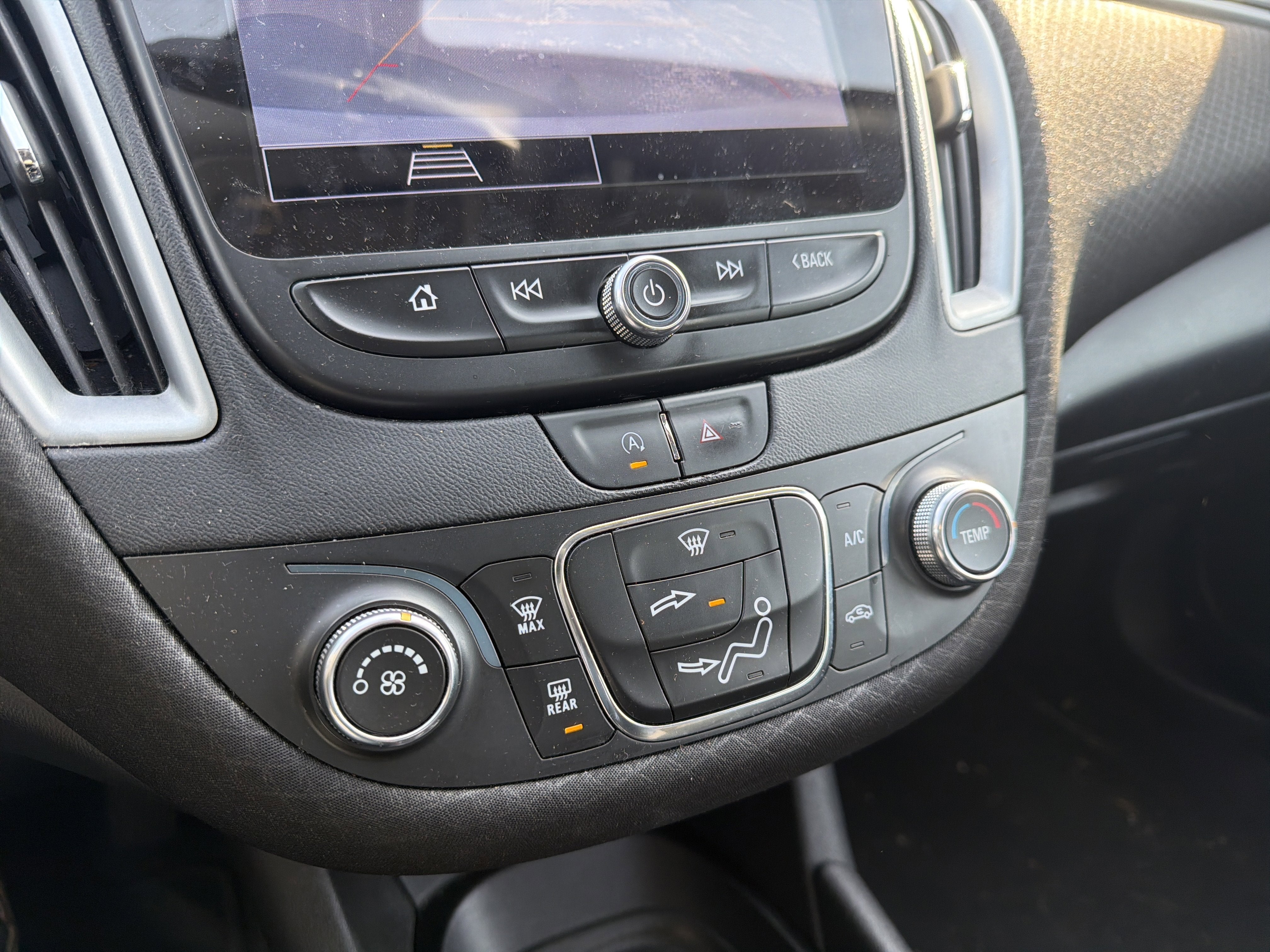 2022 Chevrolet Malibu LS