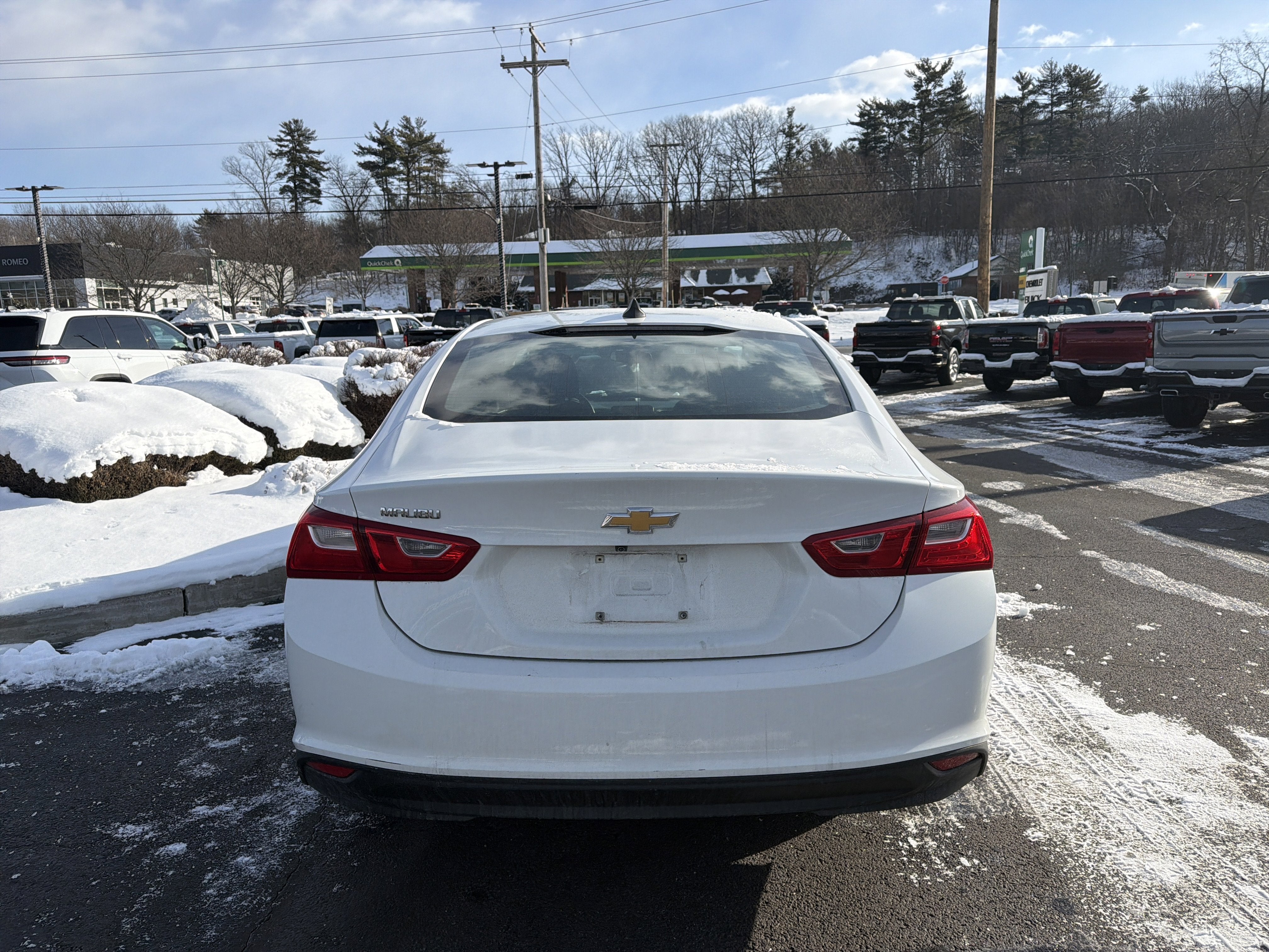 2022 Chevrolet Malibu LS