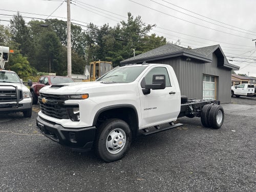 2025 Chevrolet Silverado 3500 HD Chassis Cab Work Truck