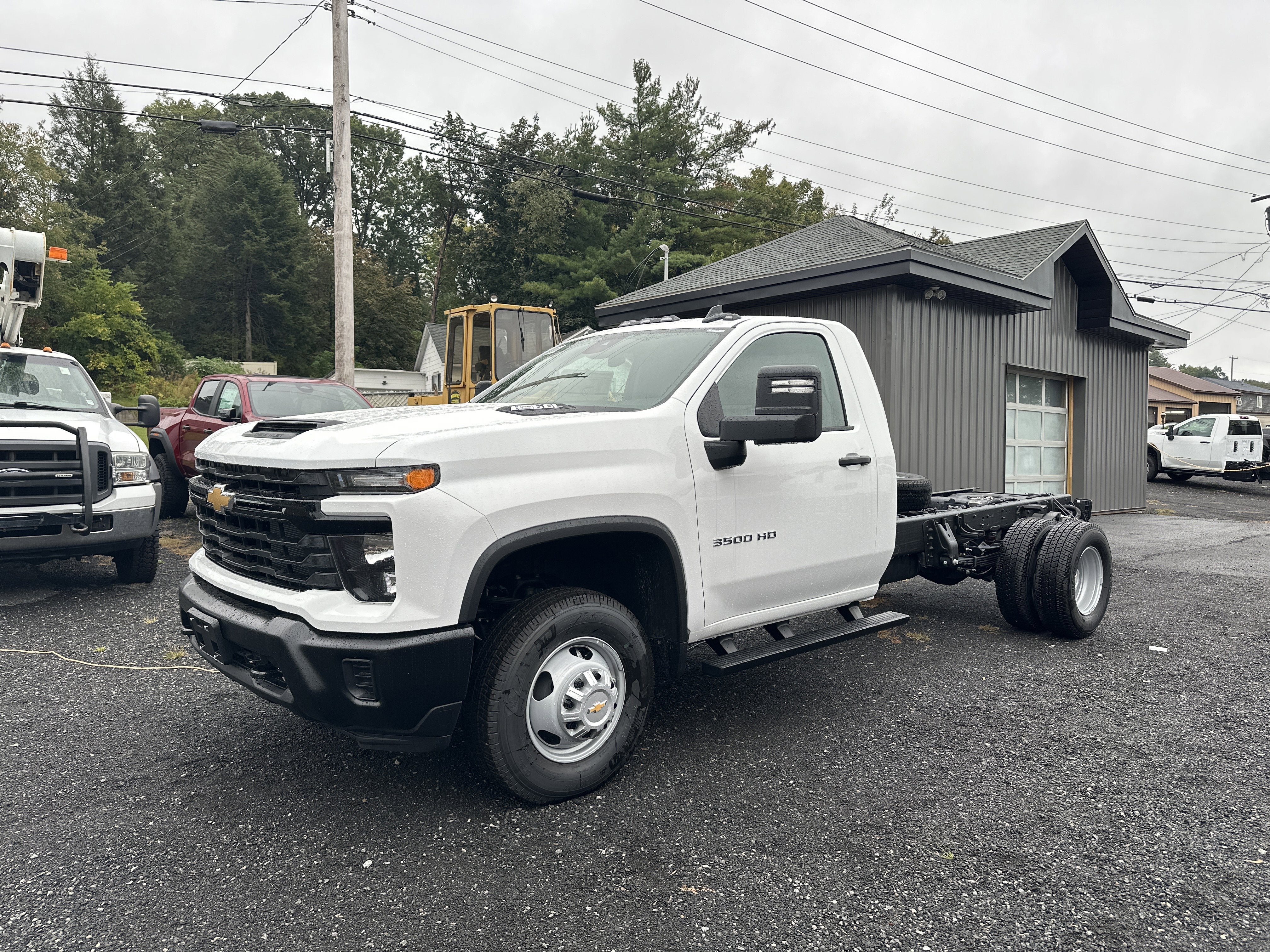 2025 Chevrolet Silverado 3500 HD Chassis Cab Work Truck