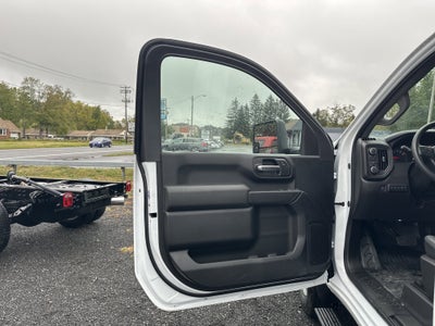 2025 Chevrolet Silverado 3500 HD Chassis Cab Work Truck
