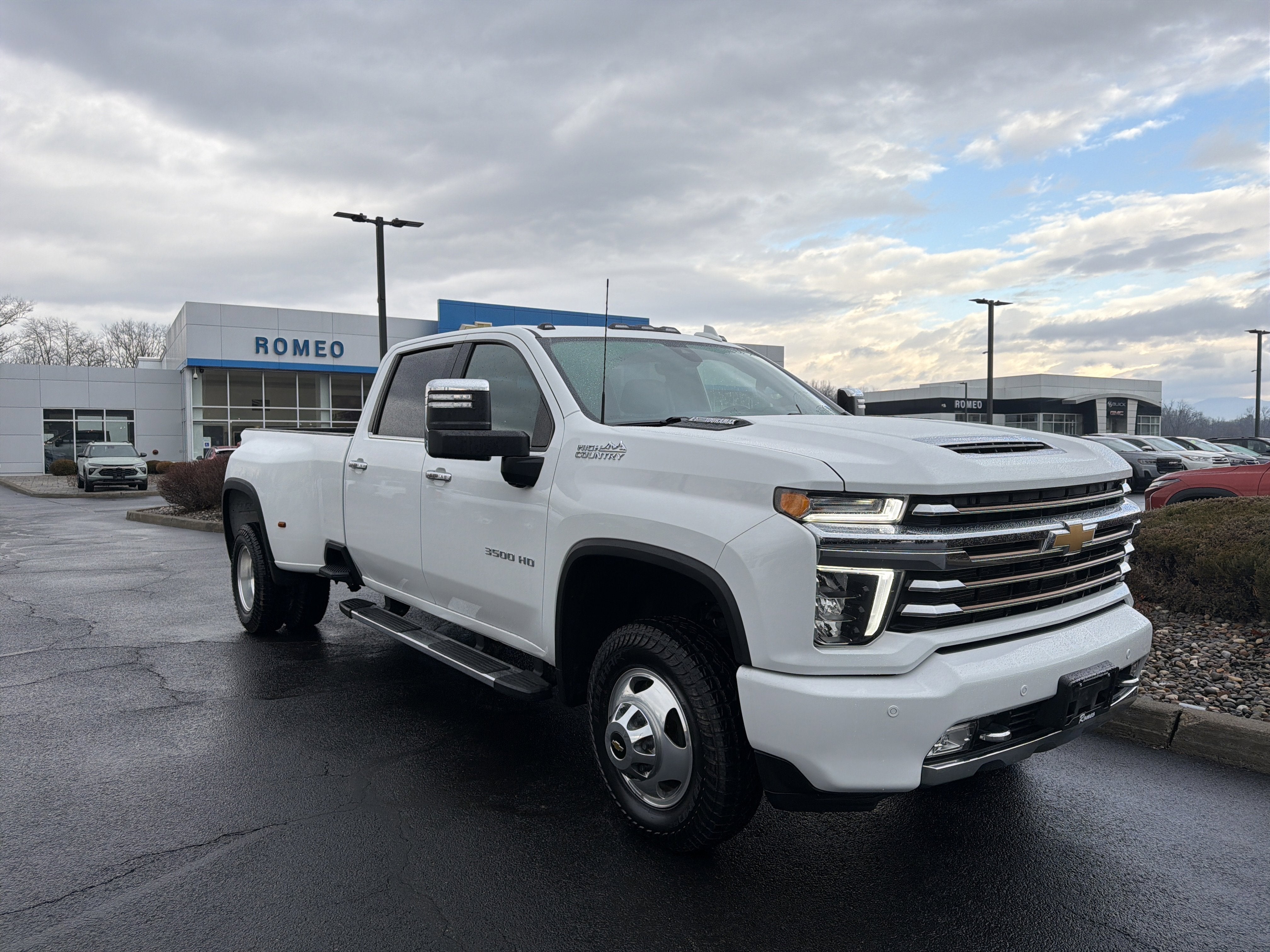 2023 Chevrolet Silverado 3500 HD High Country DRW