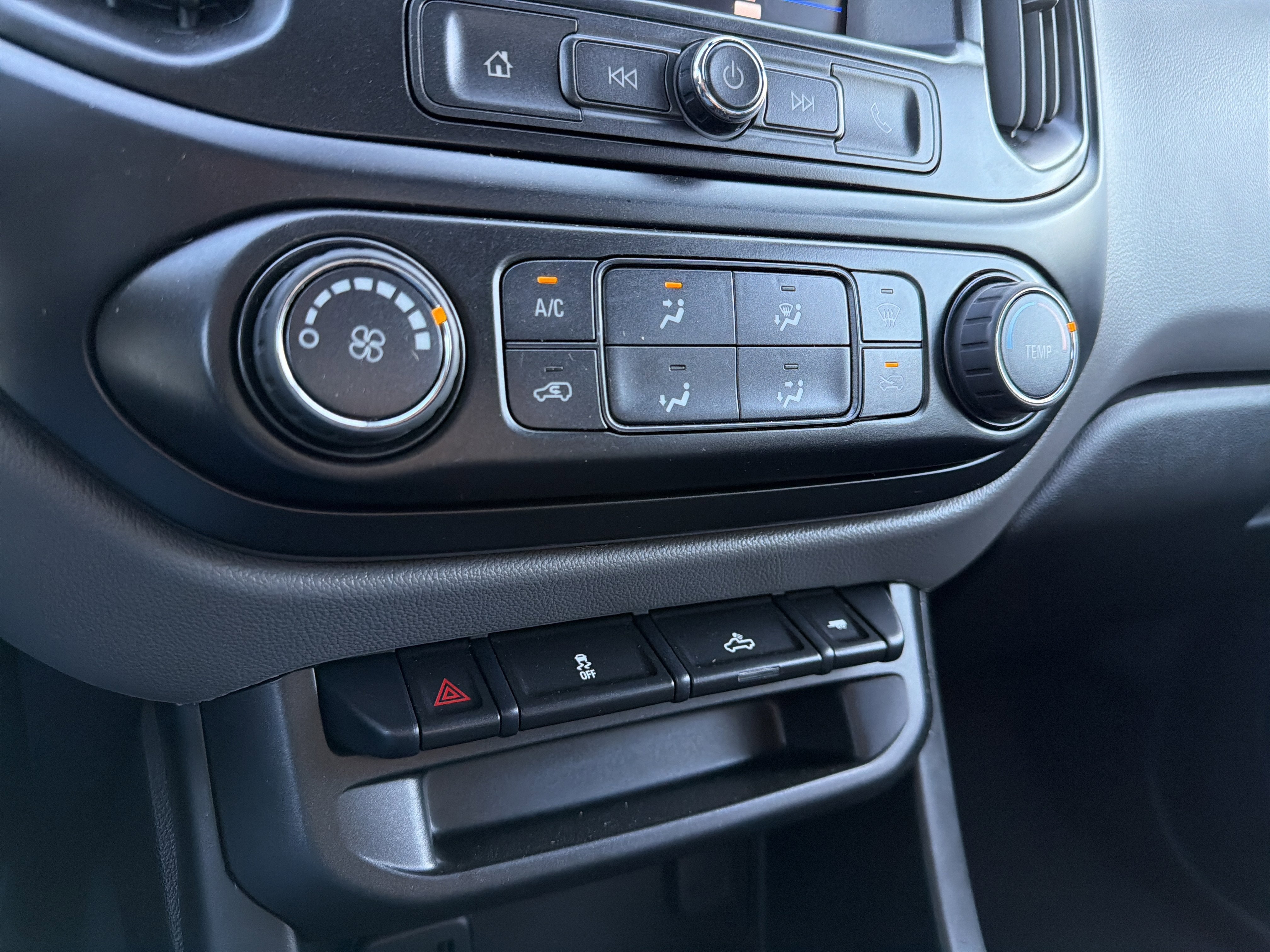 2022 Chevrolet Colorado WT