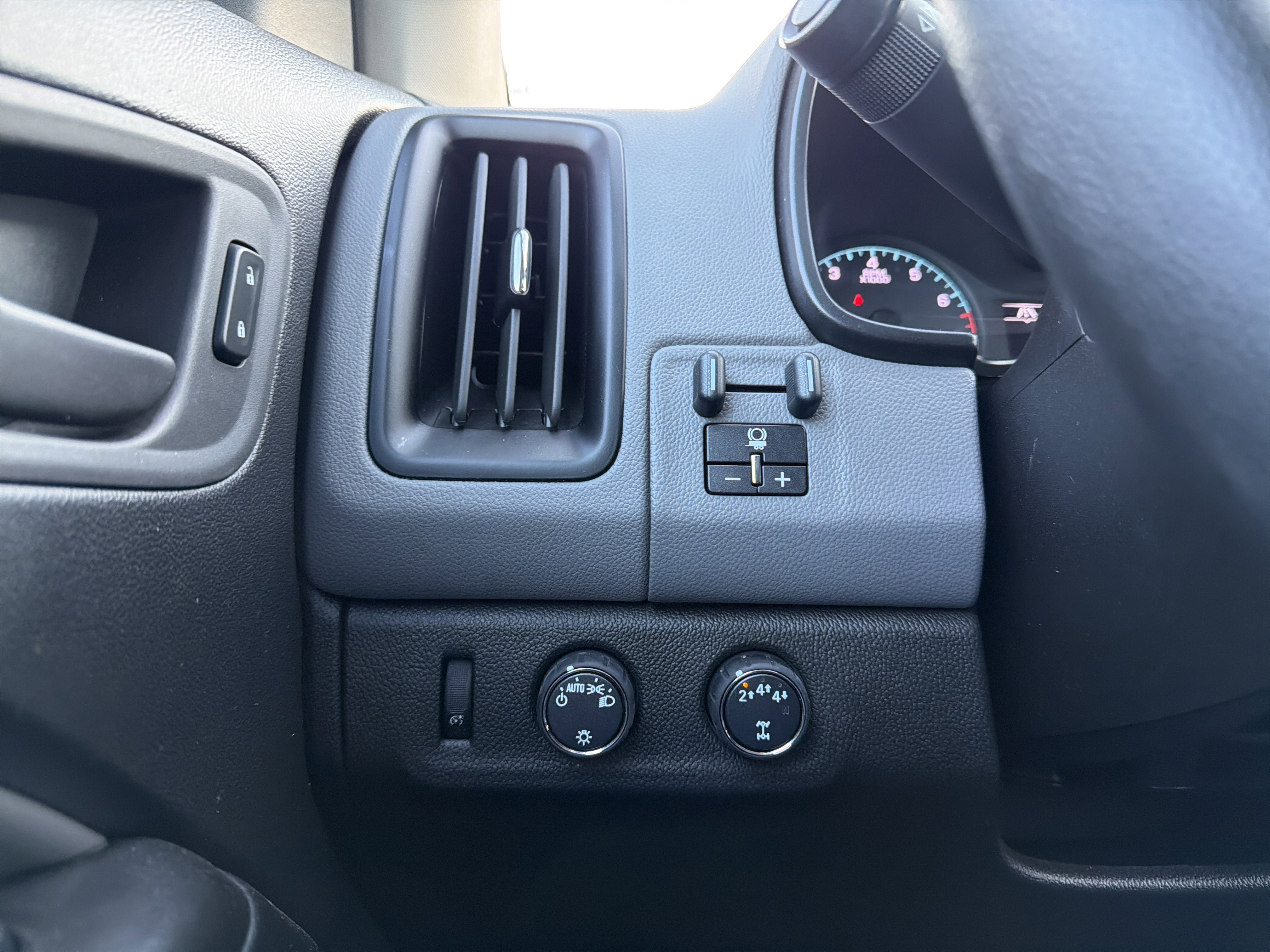 2022 Chevrolet Colorado WT