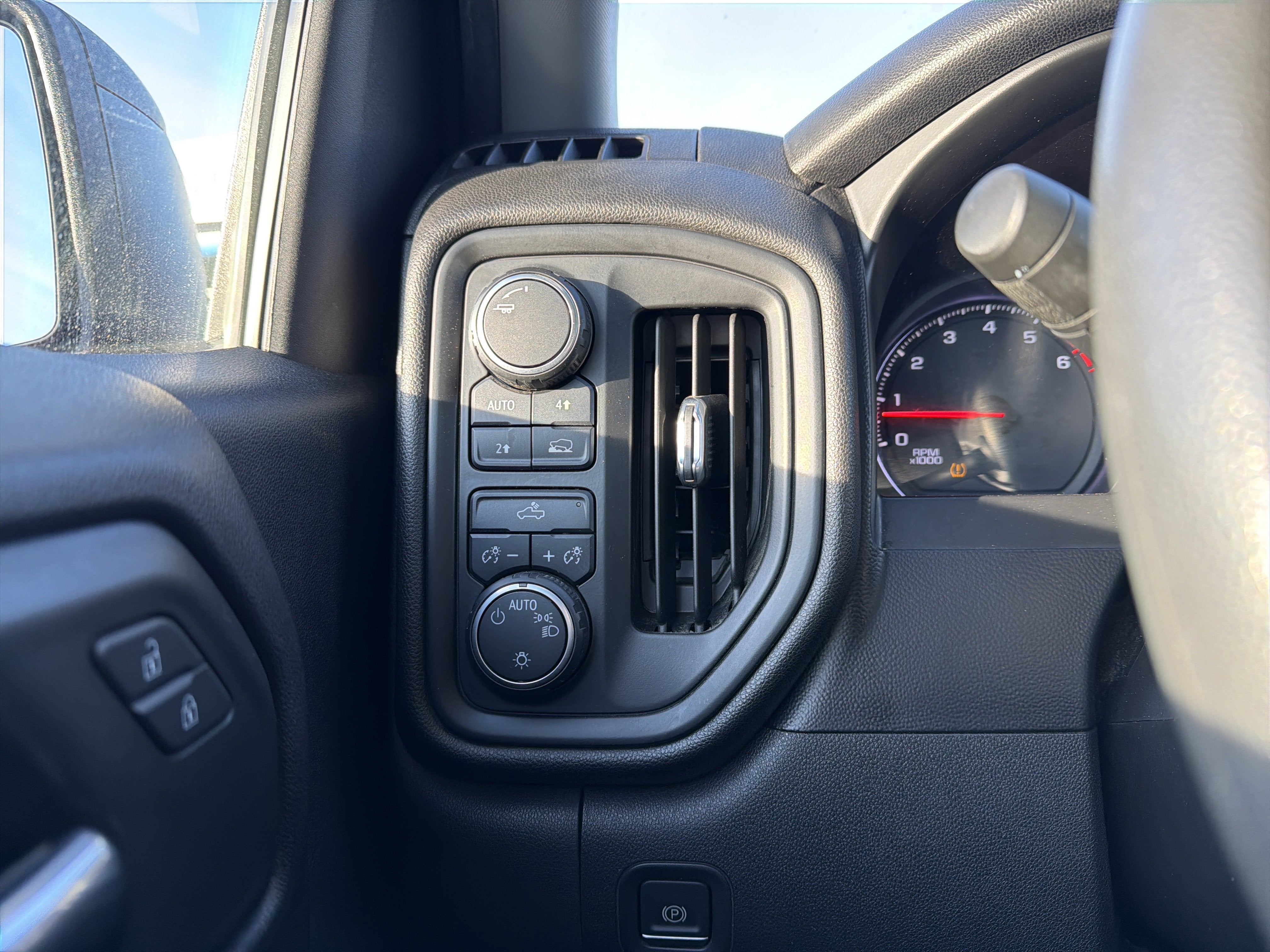 2019 Chevrolet Silverado 1500 Custom