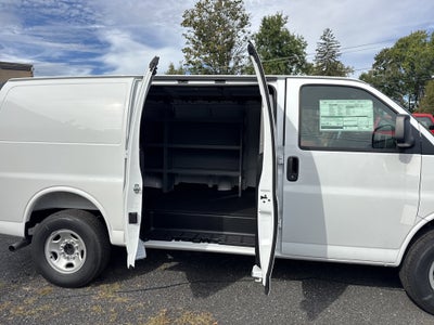 2025 Chevrolet Express Cargo 3500 WT