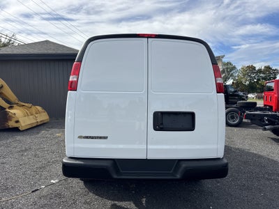 2025 Chevrolet Express Cargo 3500 WT