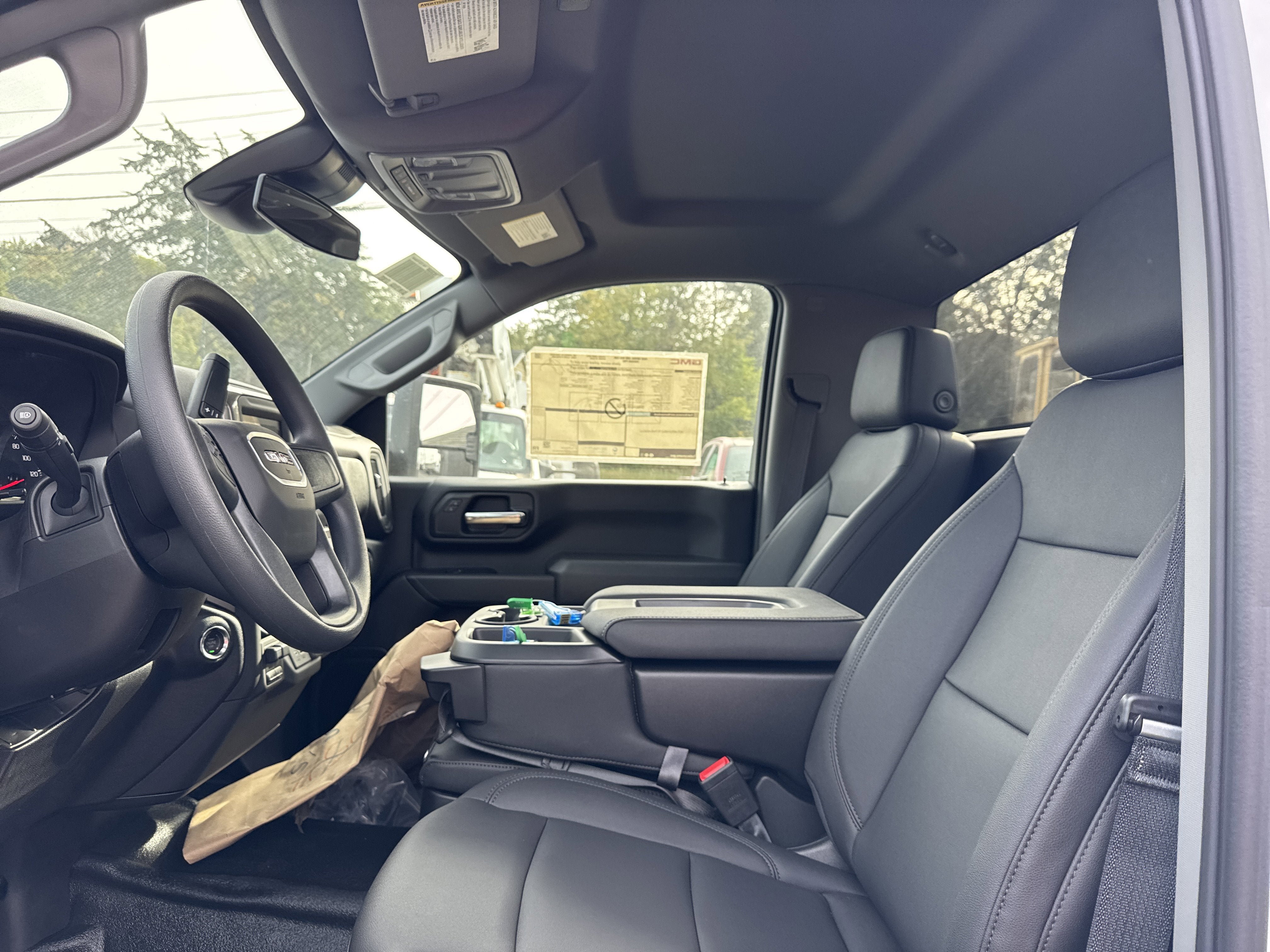 2025 GMC Sierra 3500 HD Chassis Cab Pro