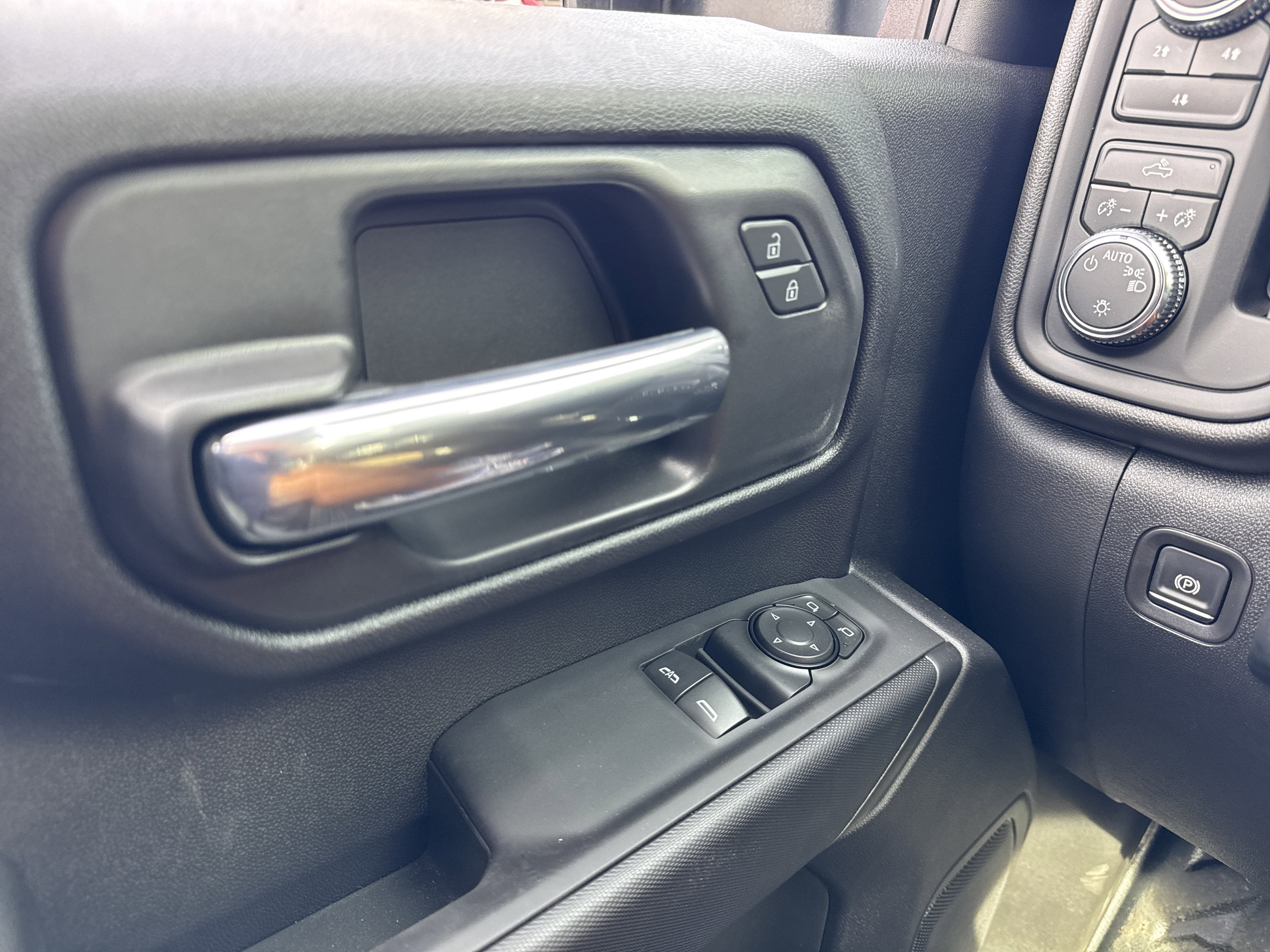 2025 GMC Sierra 3500 HD Chassis Cab Pro