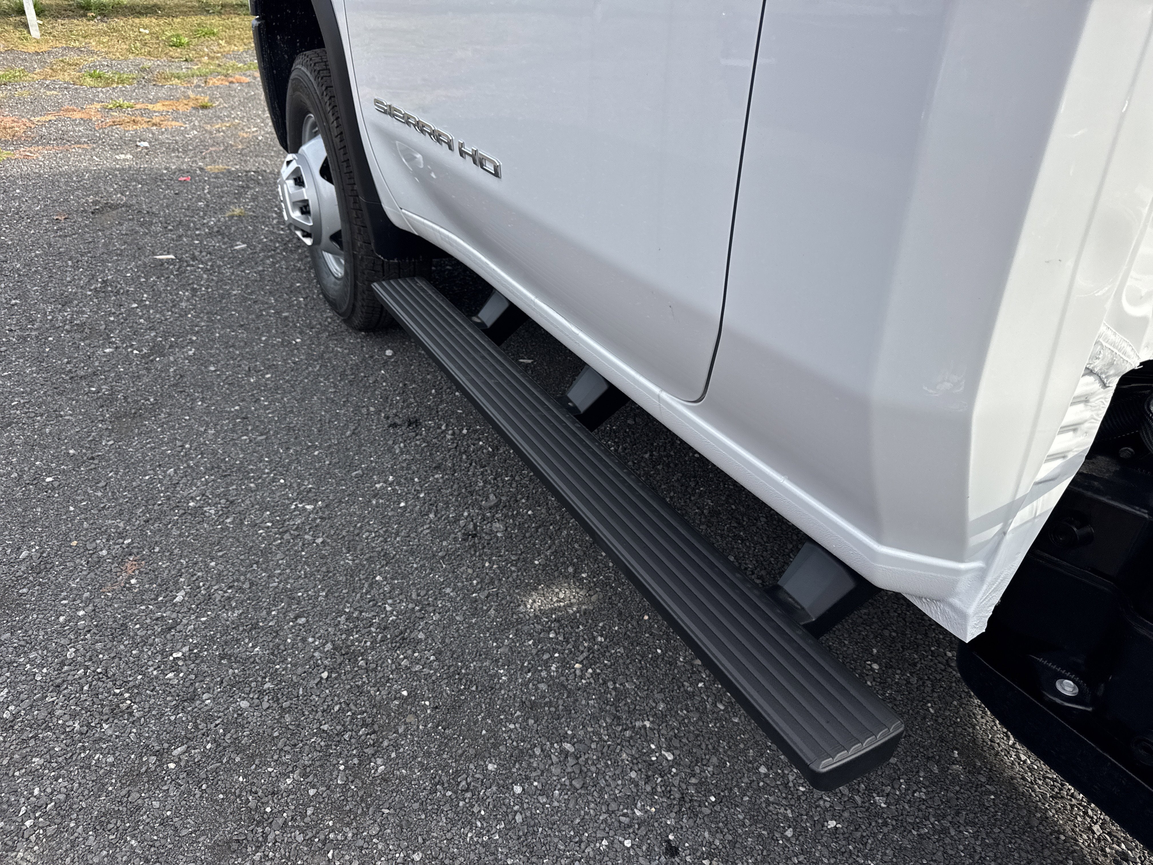 2025 GMC Sierra 3500 HD Chassis Cab Pro