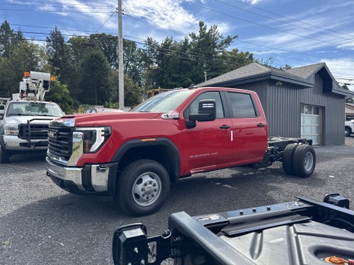 2025 GMC Sierra 3500 HD Chassis Cab Pro