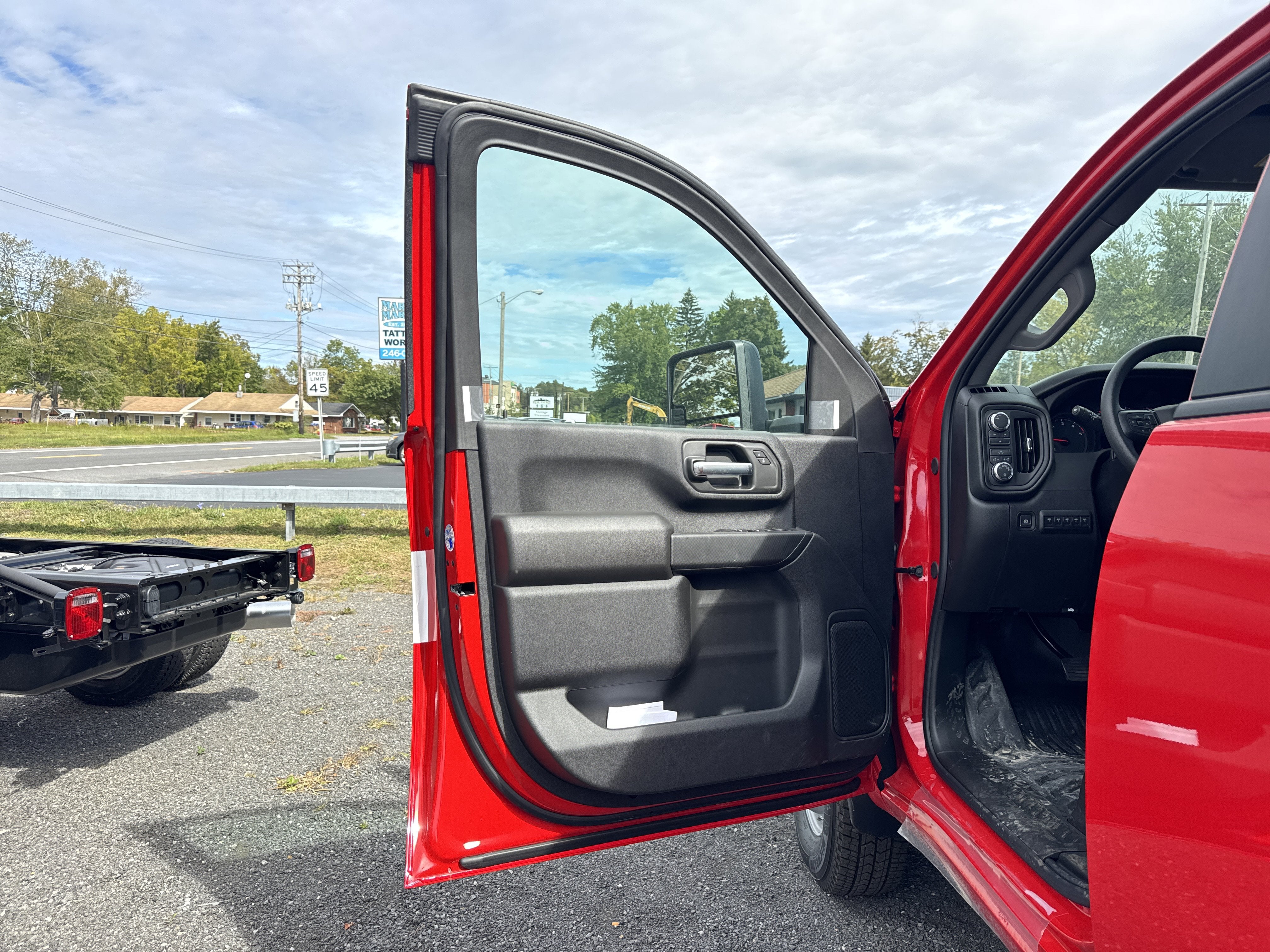 2025 GMC Sierra 3500 HD Chassis Cab Pro