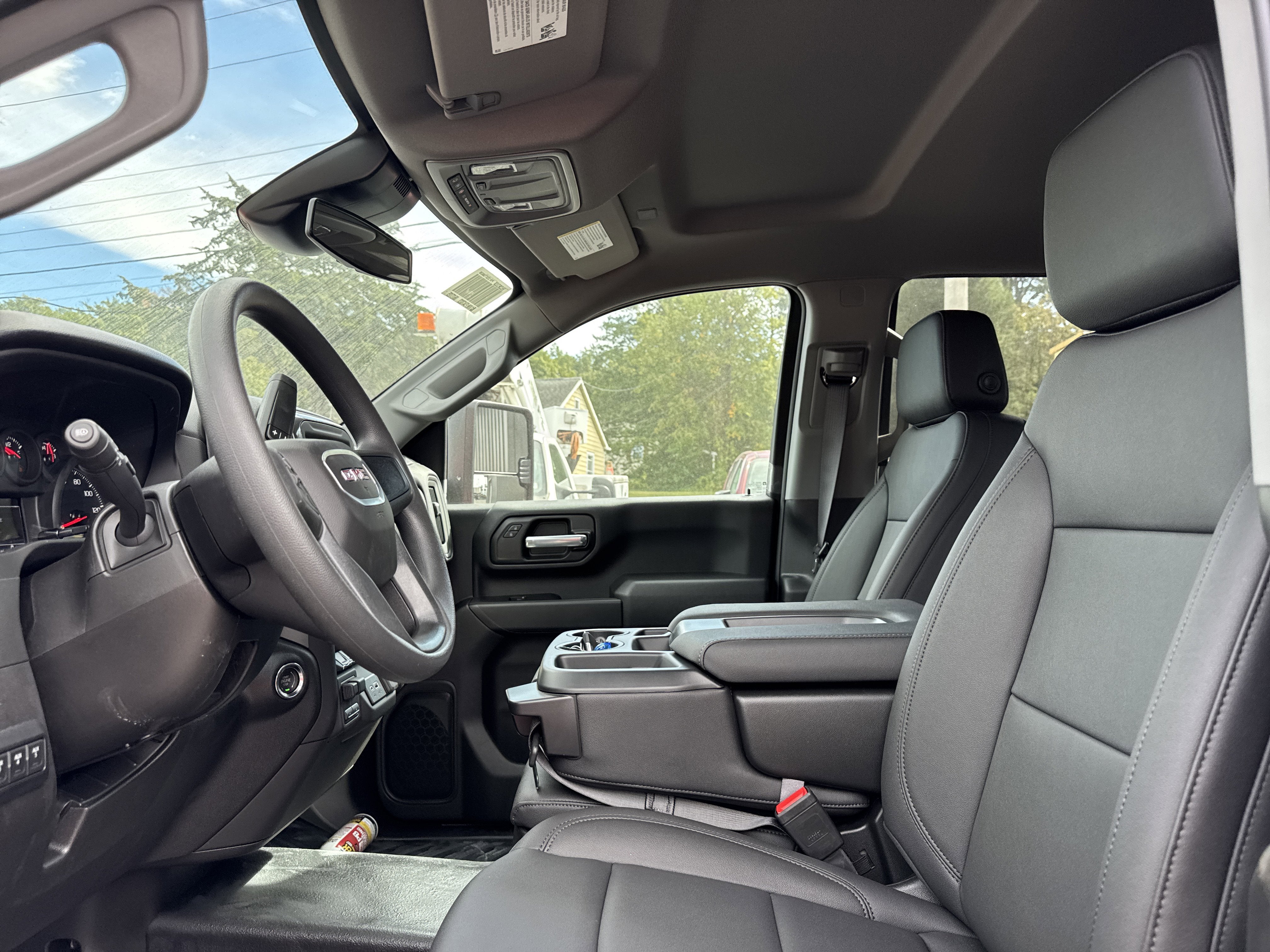 2025 GMC Sierra 3500 HD Chassis Cab Pro