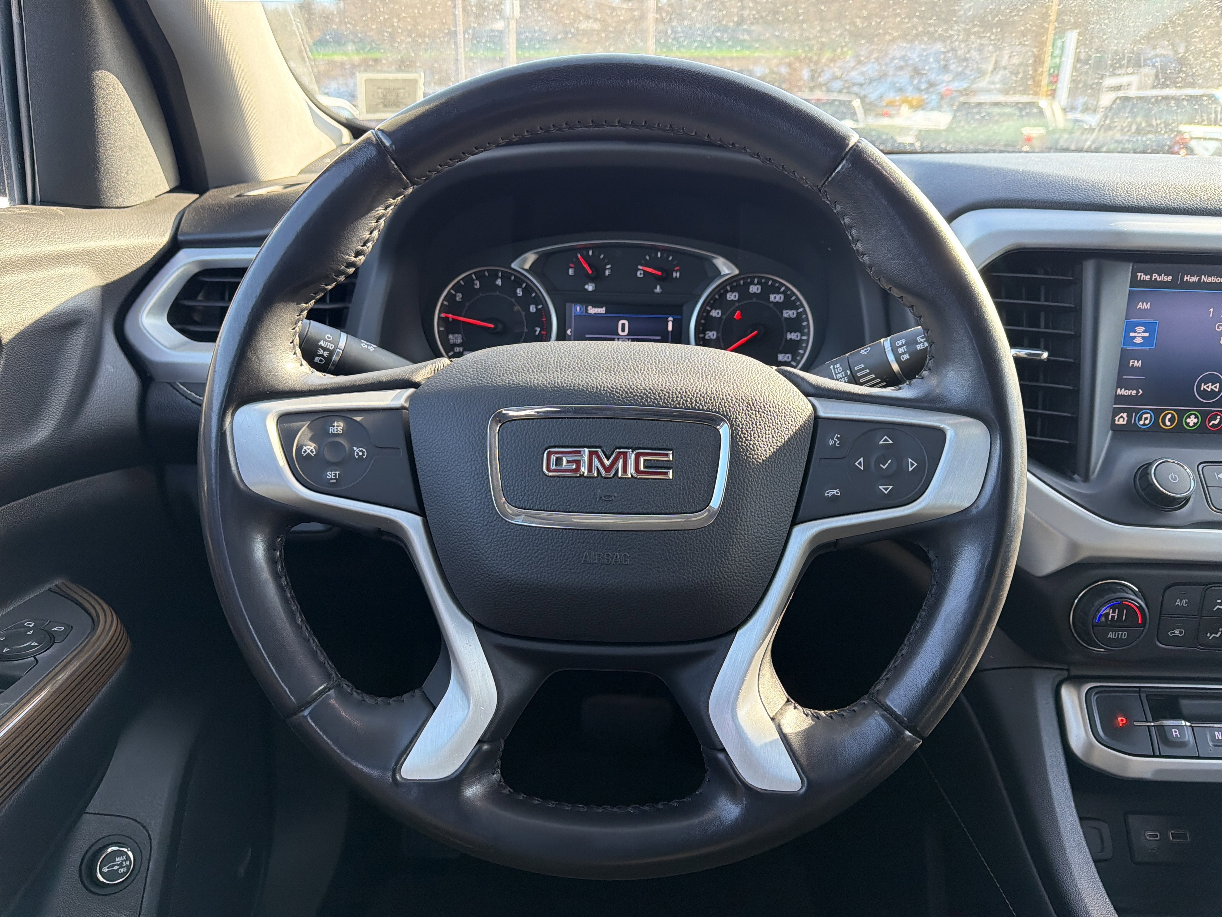 2020 GMC Acadia SLE