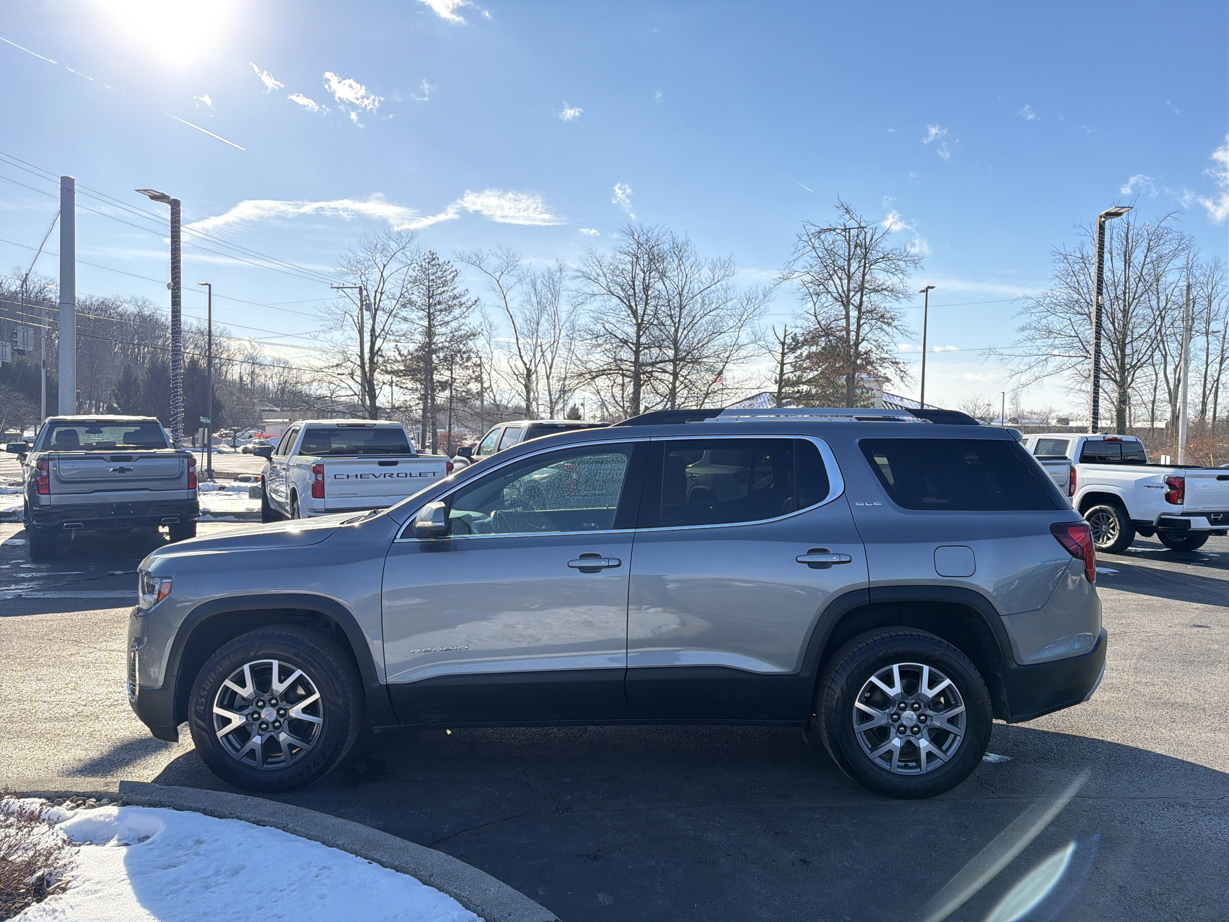 2020 GMC Acadia SLE