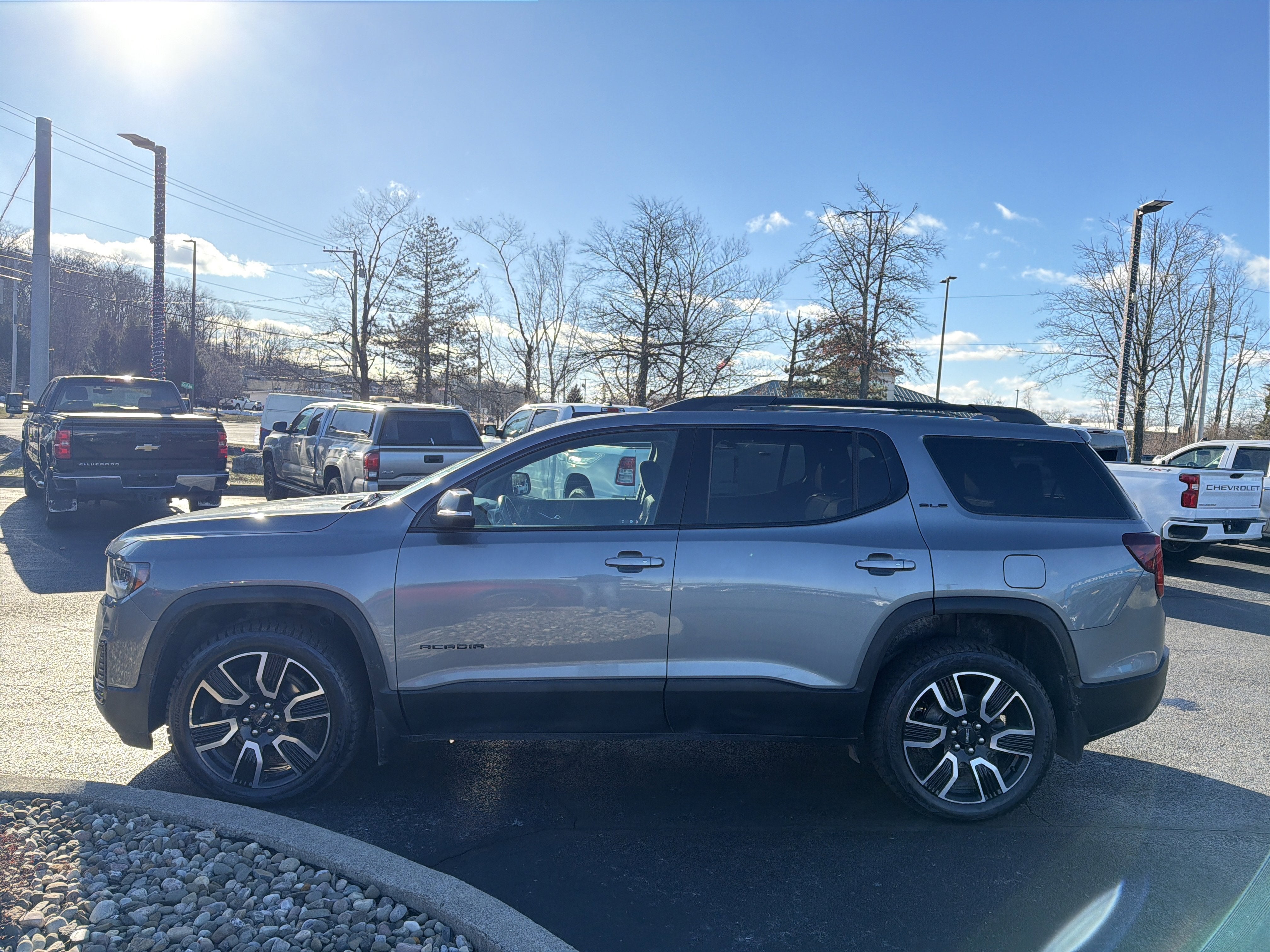 2021 GMC Acadia SLE