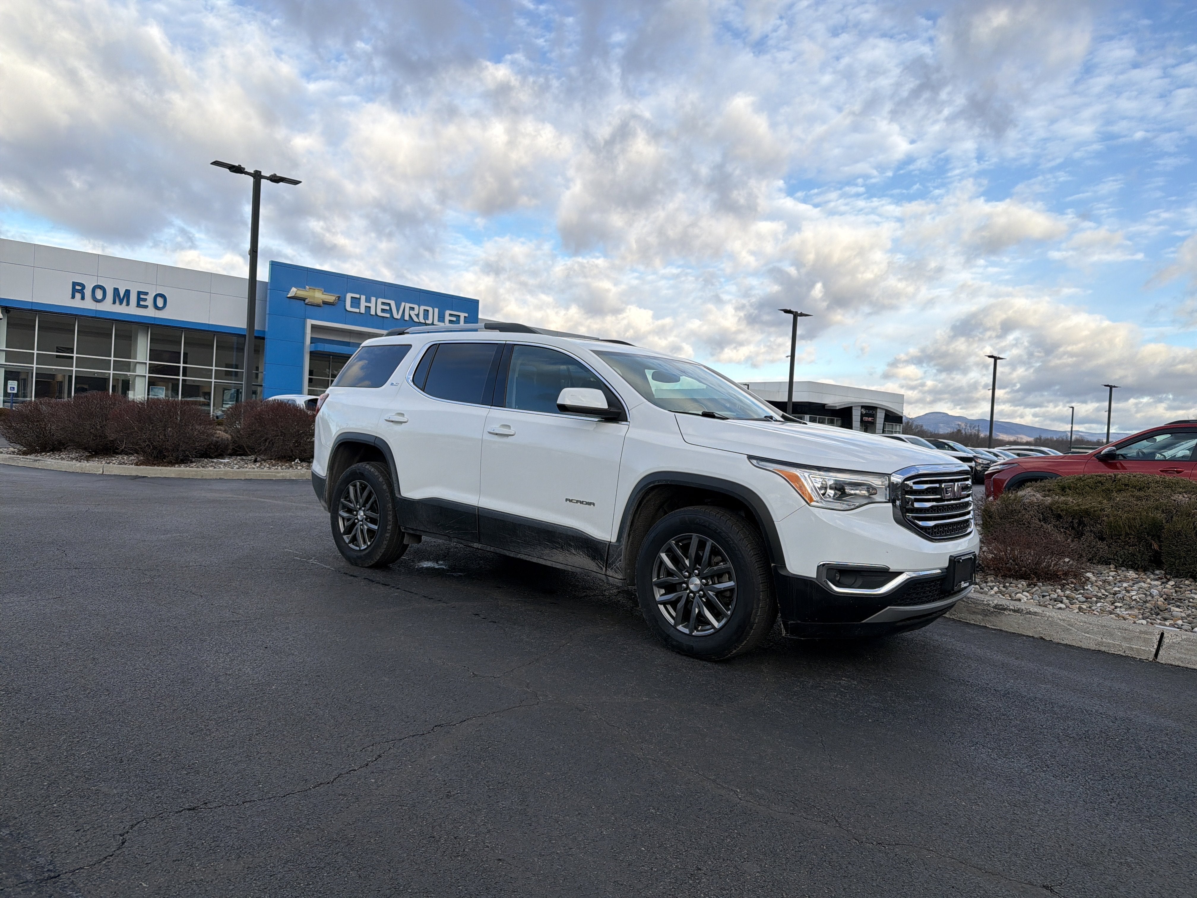 2019 GMC Acadia SLT
