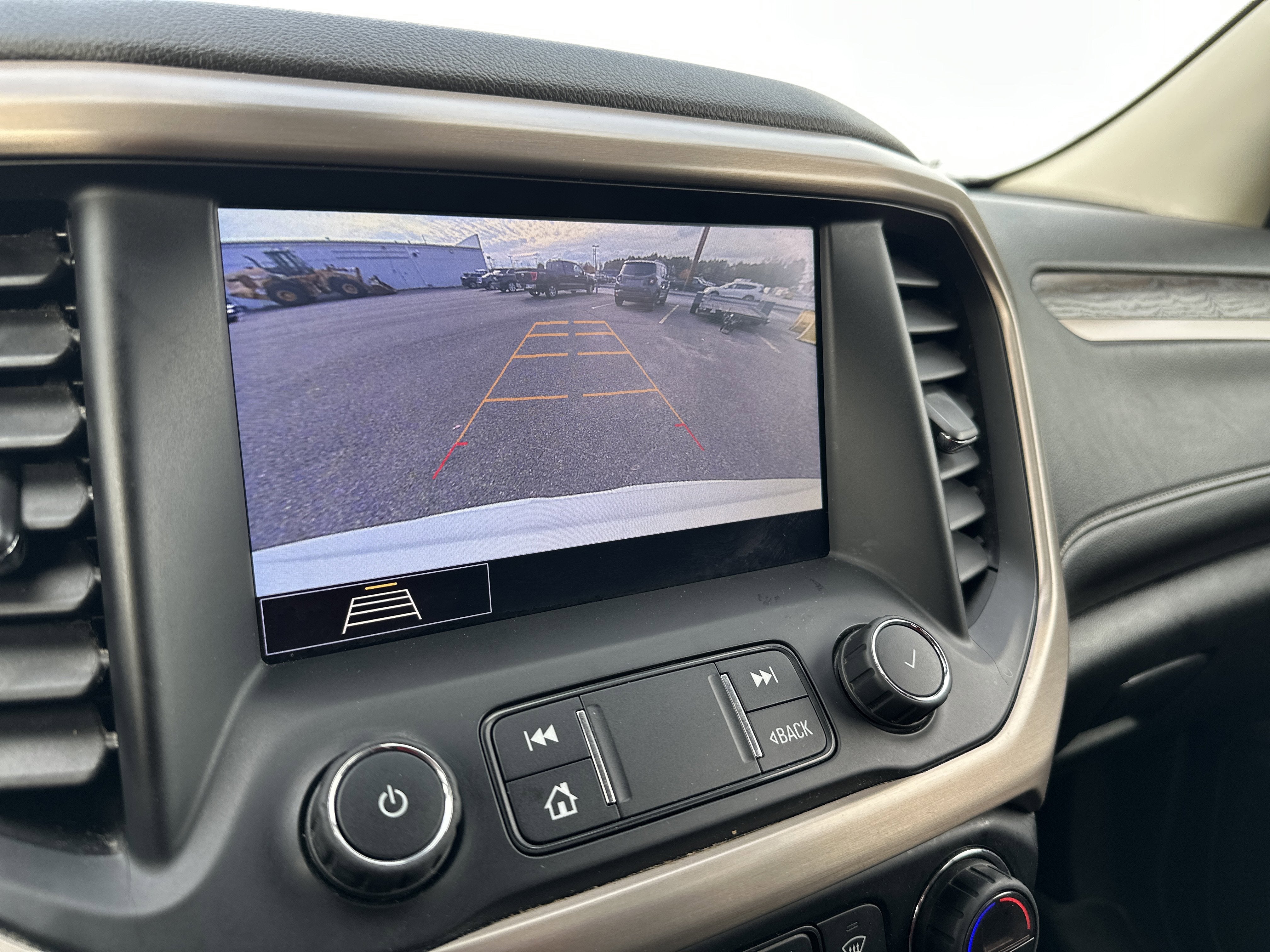 2020 GMC Acadia Denali