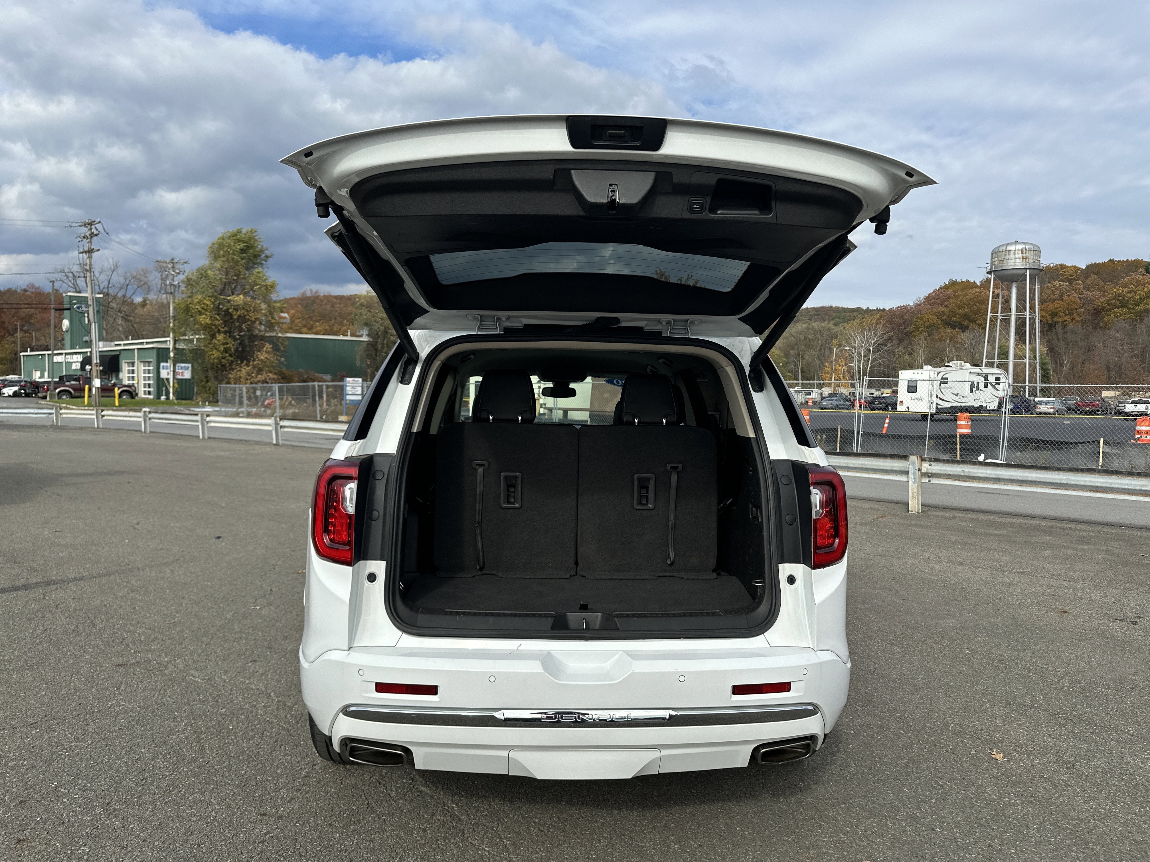 2020 GMC Acadia Denali
