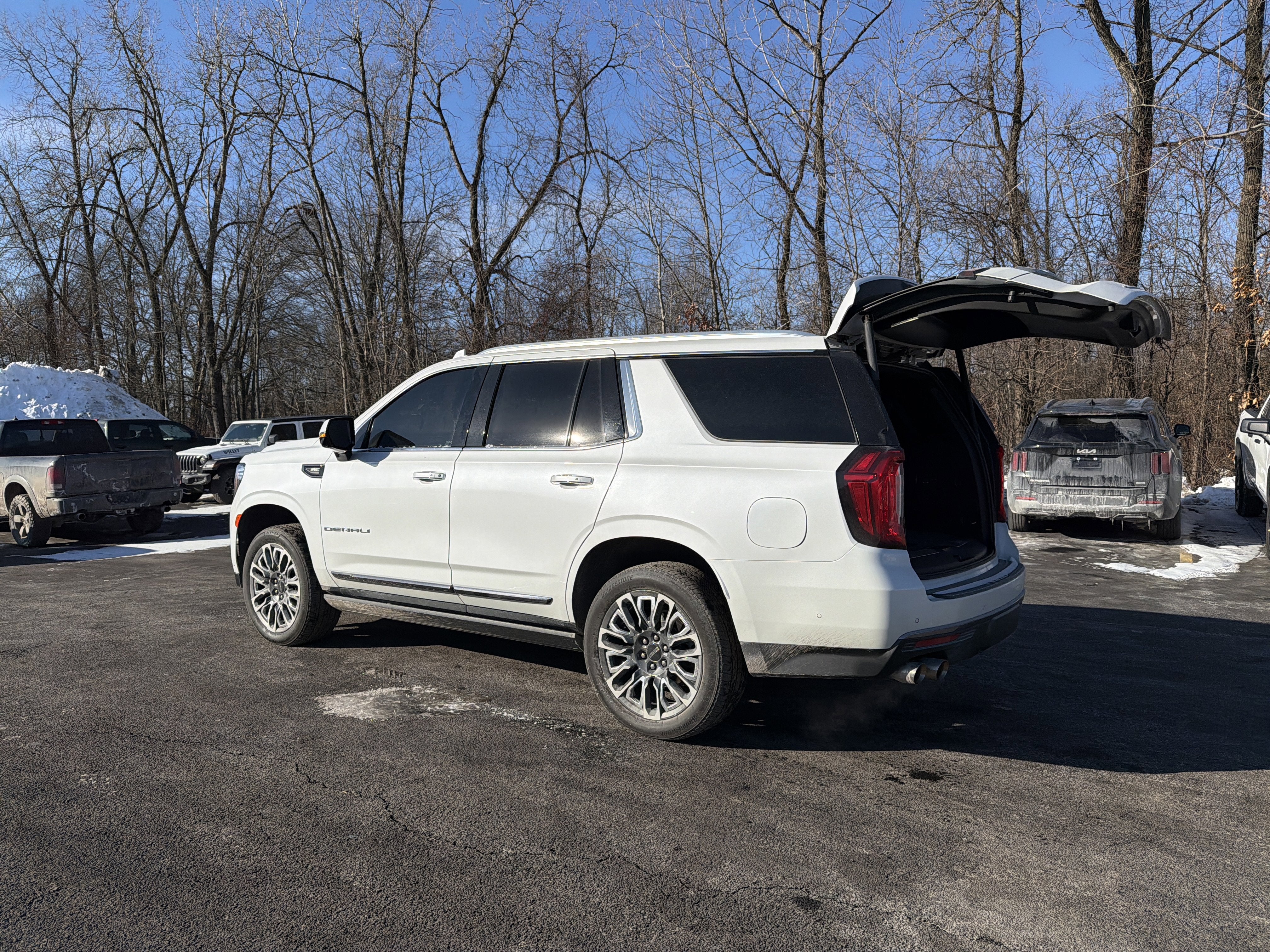 2023 GMC Yukon Denali Ultimate