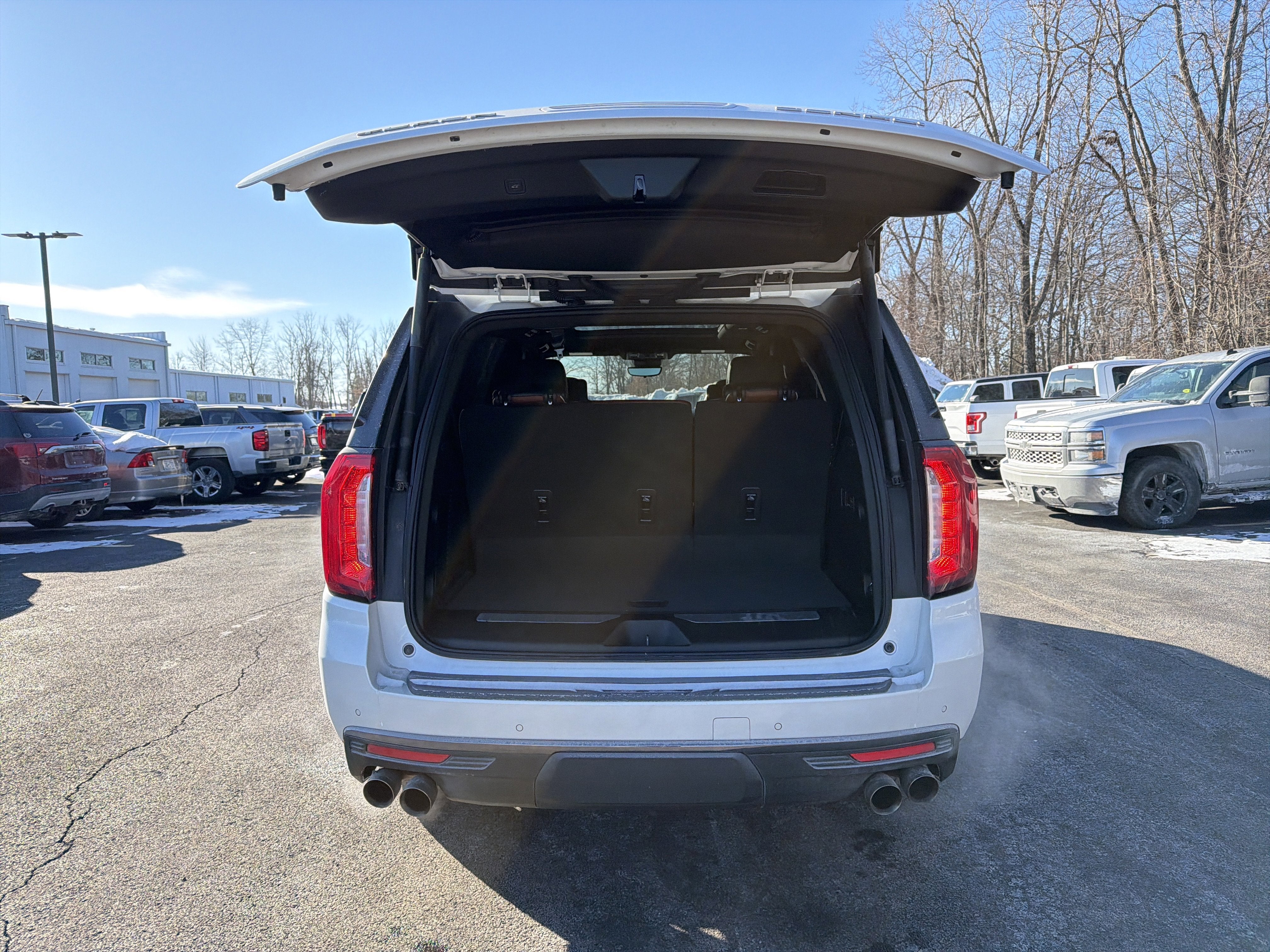 2023 GMC Yukon Denali Ultimate