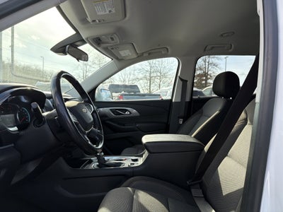 2021 Chevrolet Traverse LT Cloth