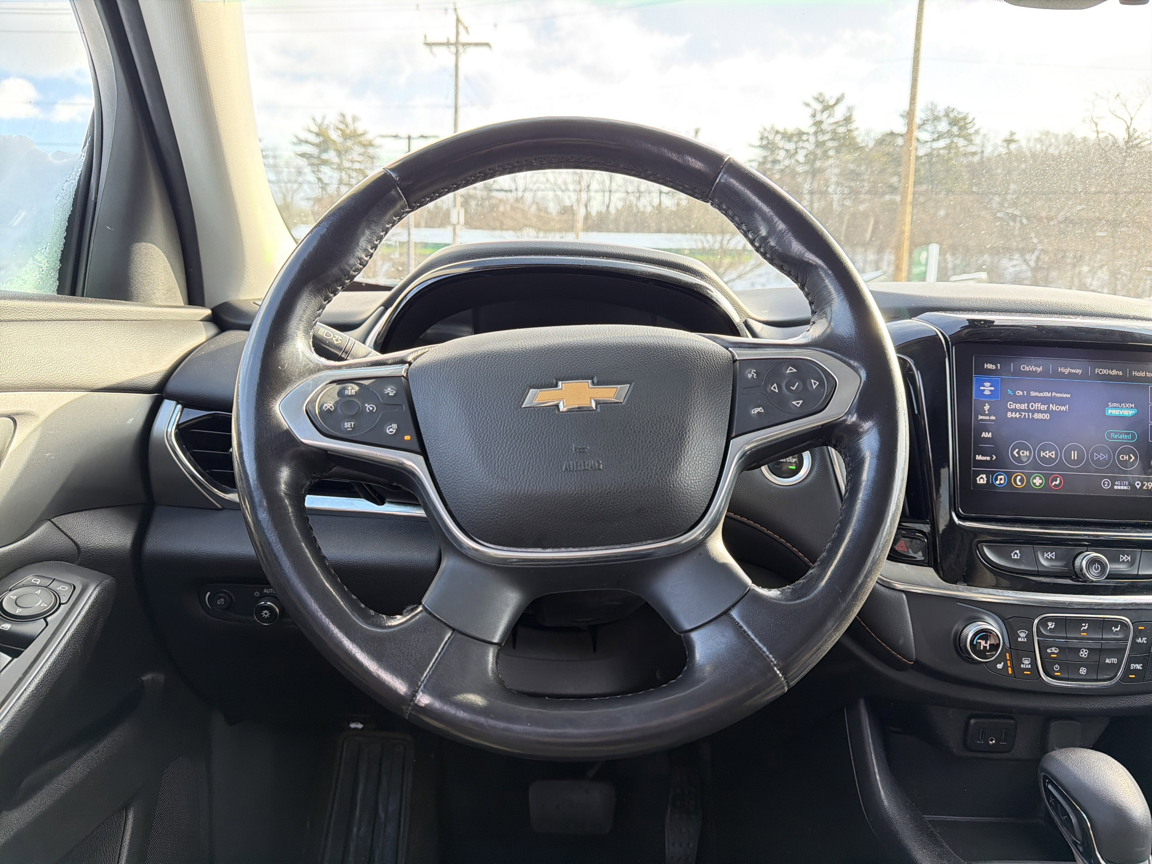 2021 Chevrolet Traverse LT Cloth