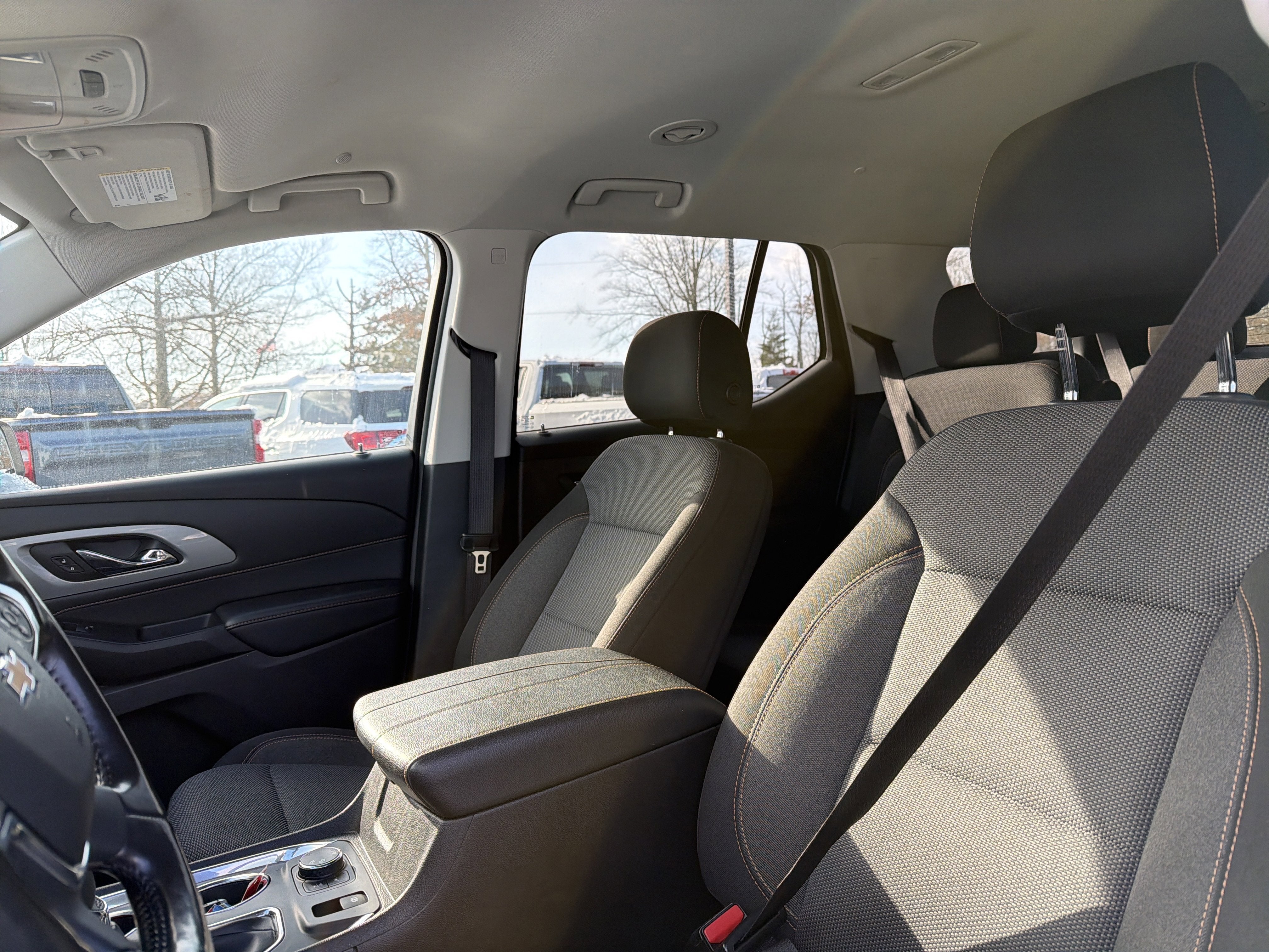 2021 Chevrolet Traverse LT Cloth