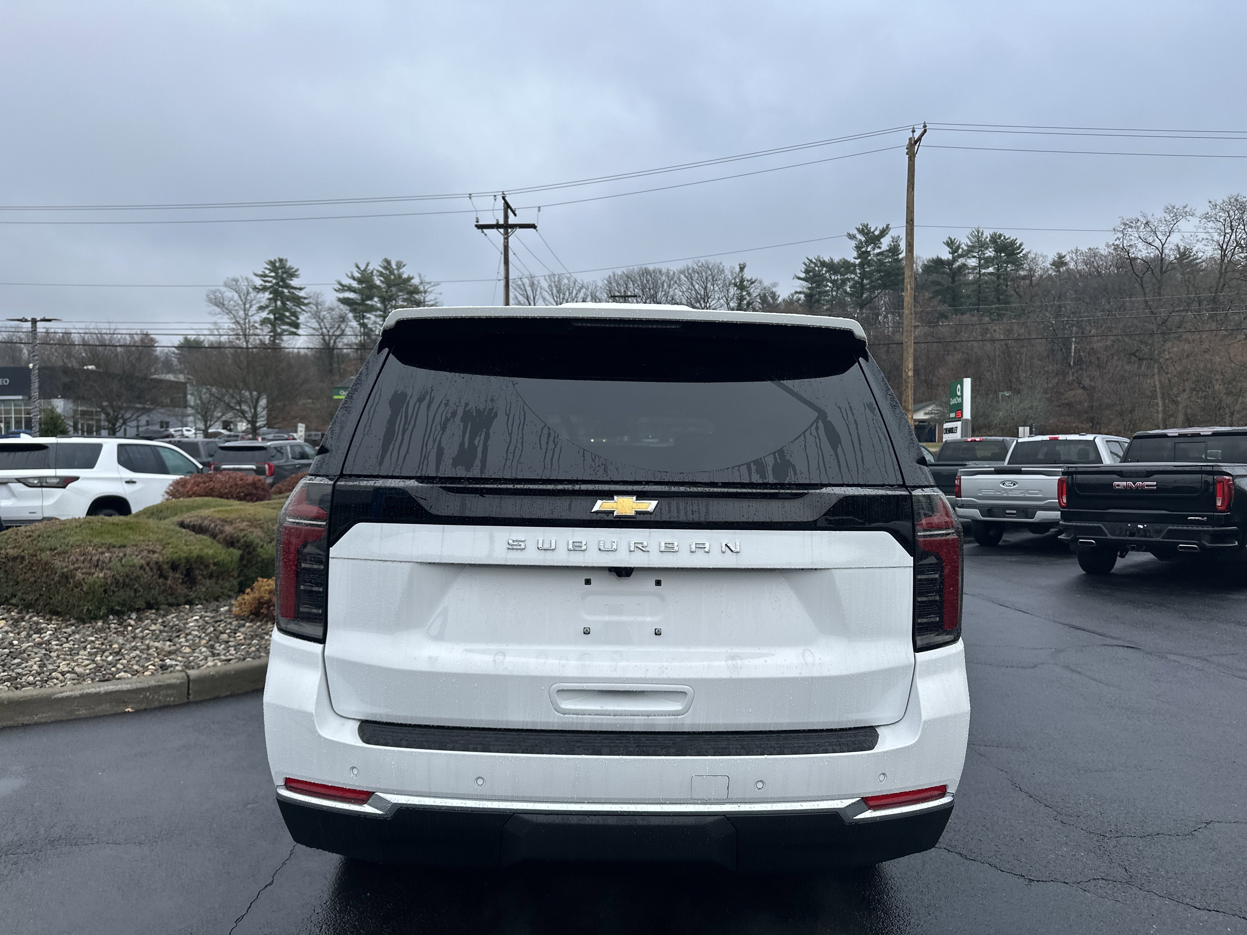 2026 Chevrolet Suburban LS