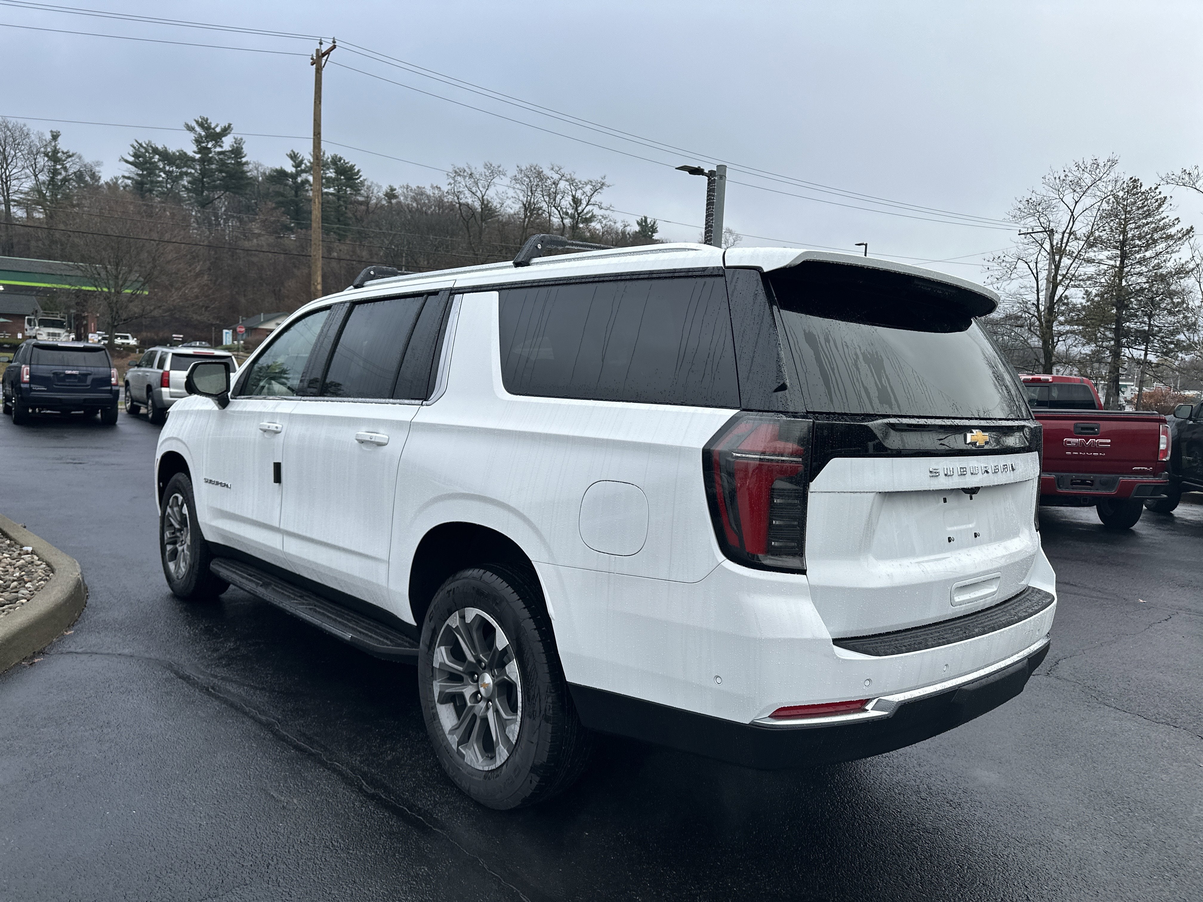 2026 Chevrolet Suburban LS