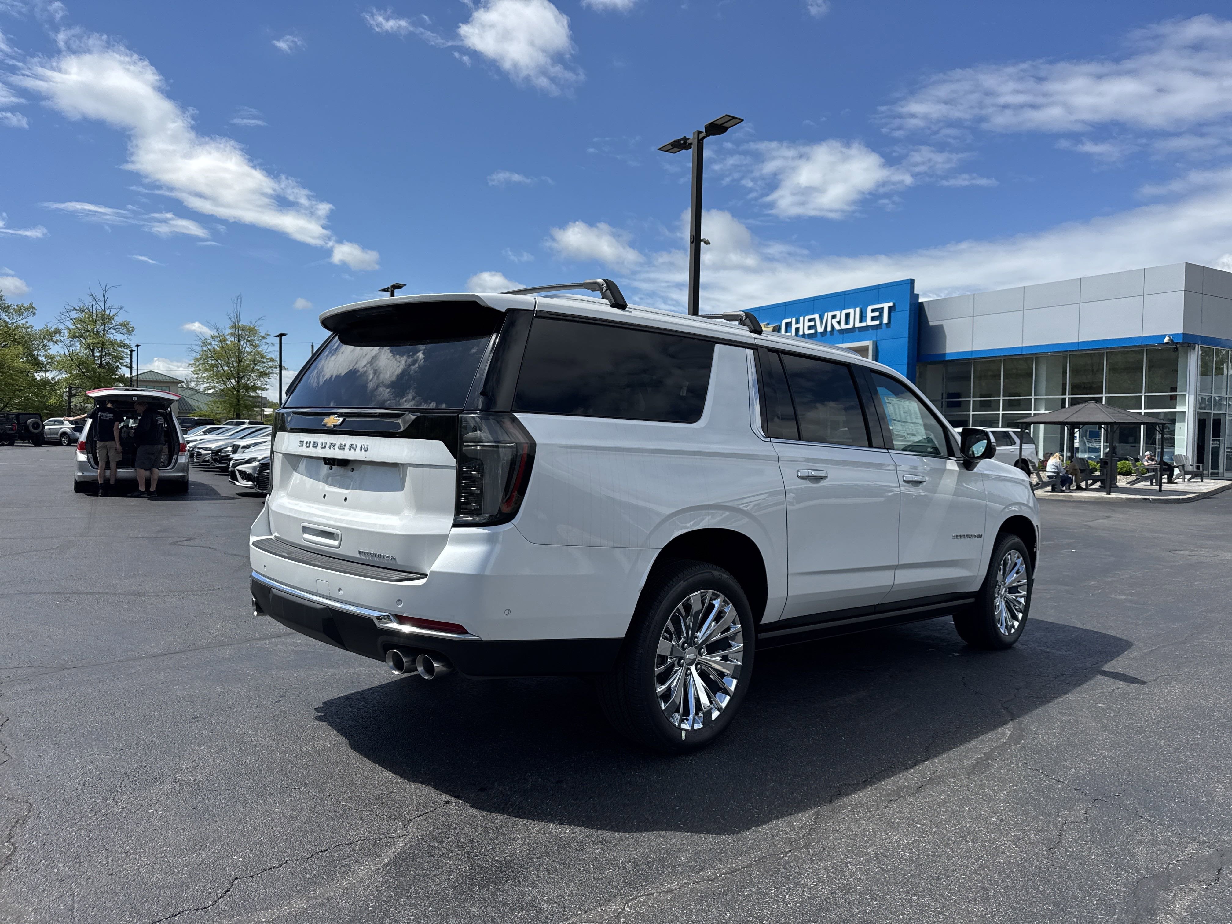 2025 Chevrolet Suburban Premier