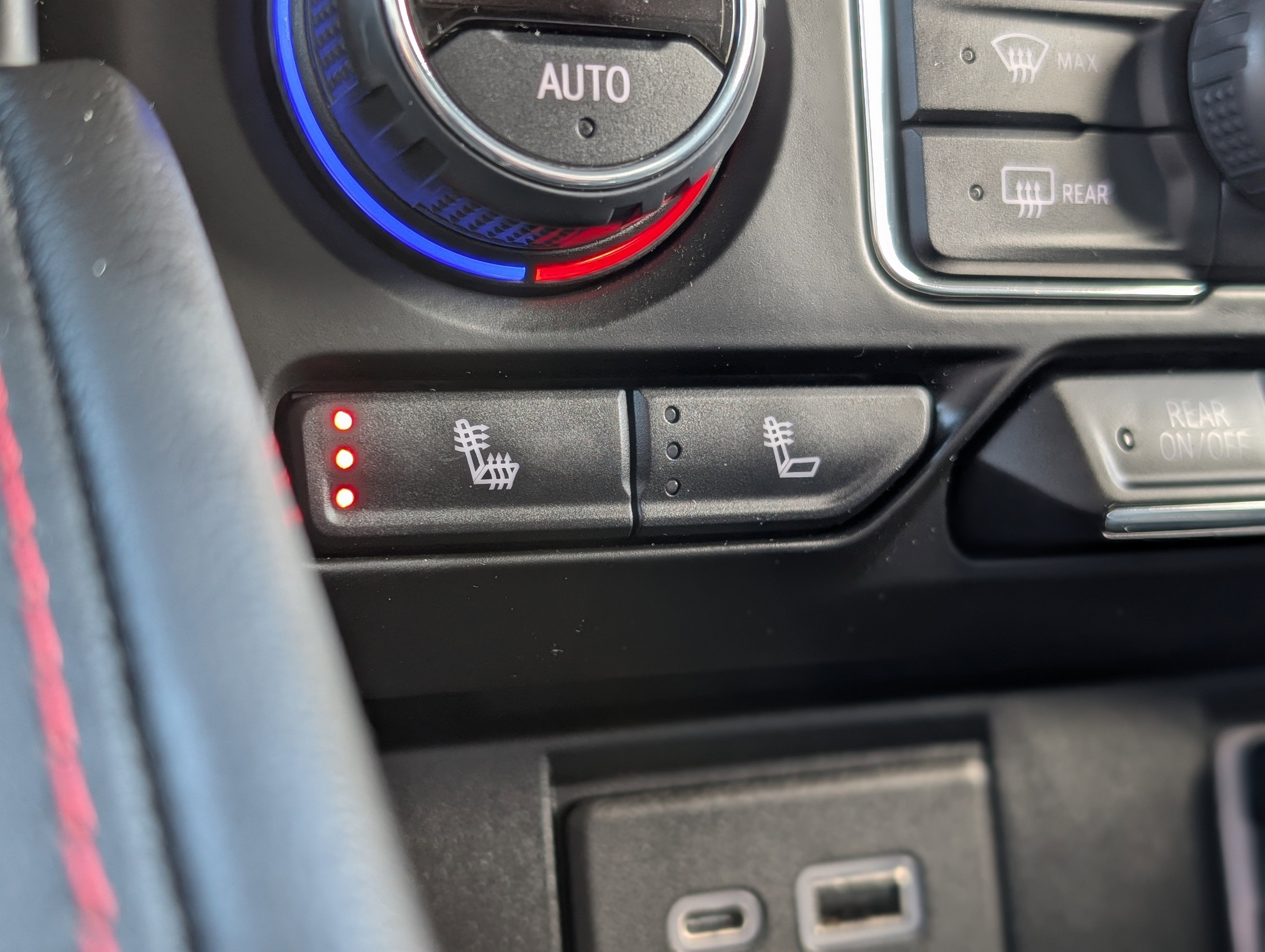 2022 Chevrolet Suburban RST