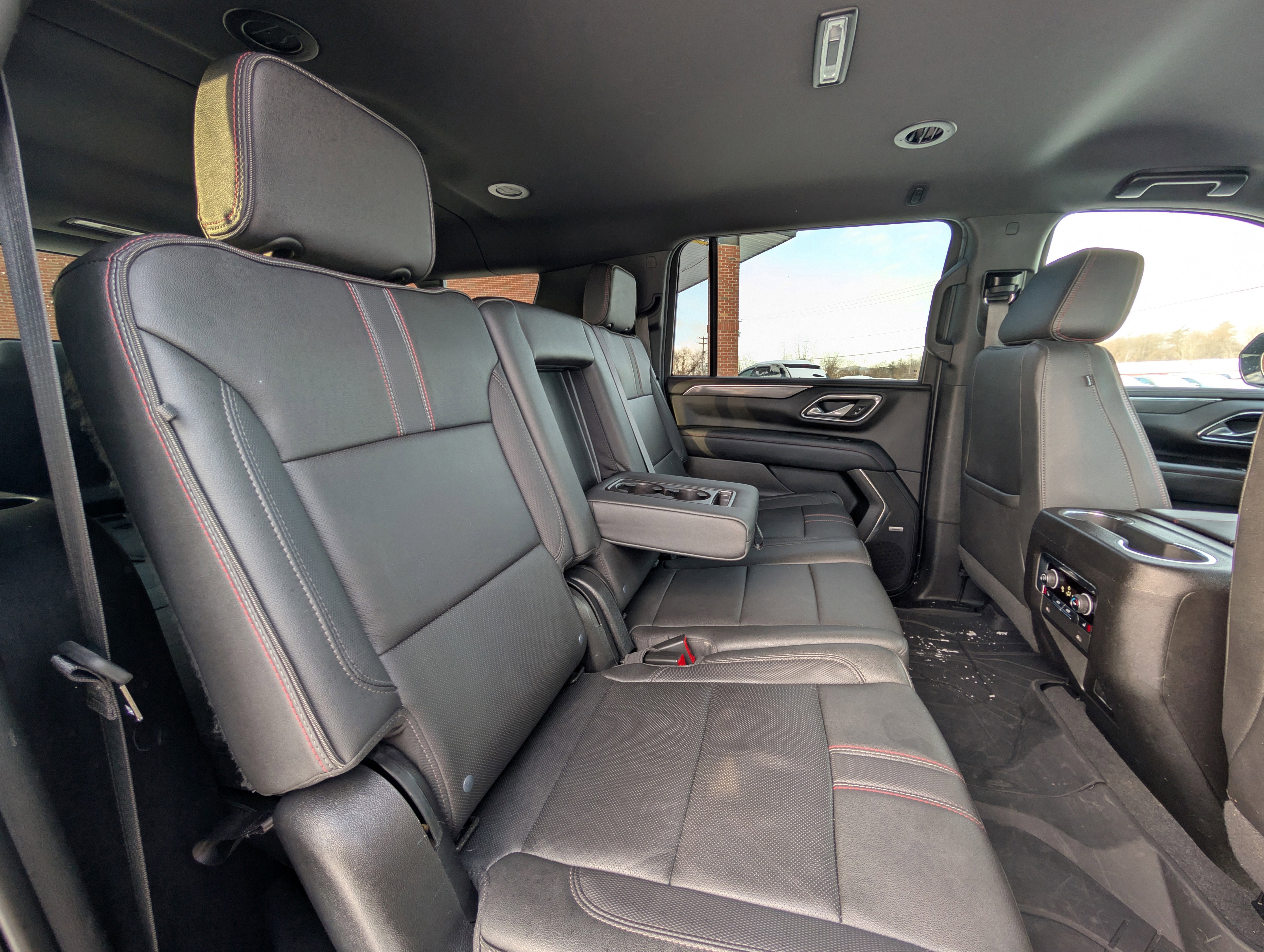 2022 Chevrolet Suburban RST