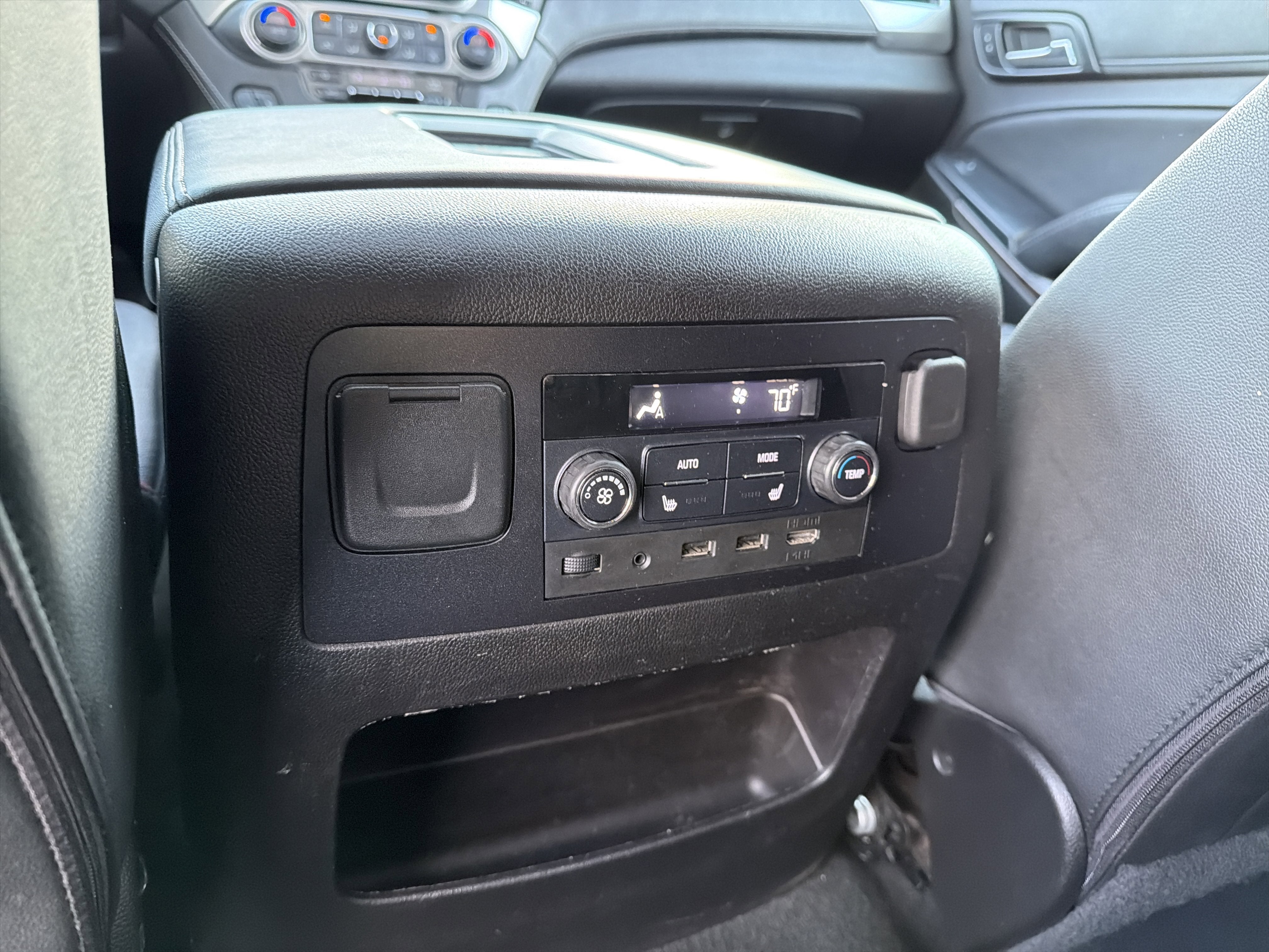 2017 Chevrolet Suburban LT