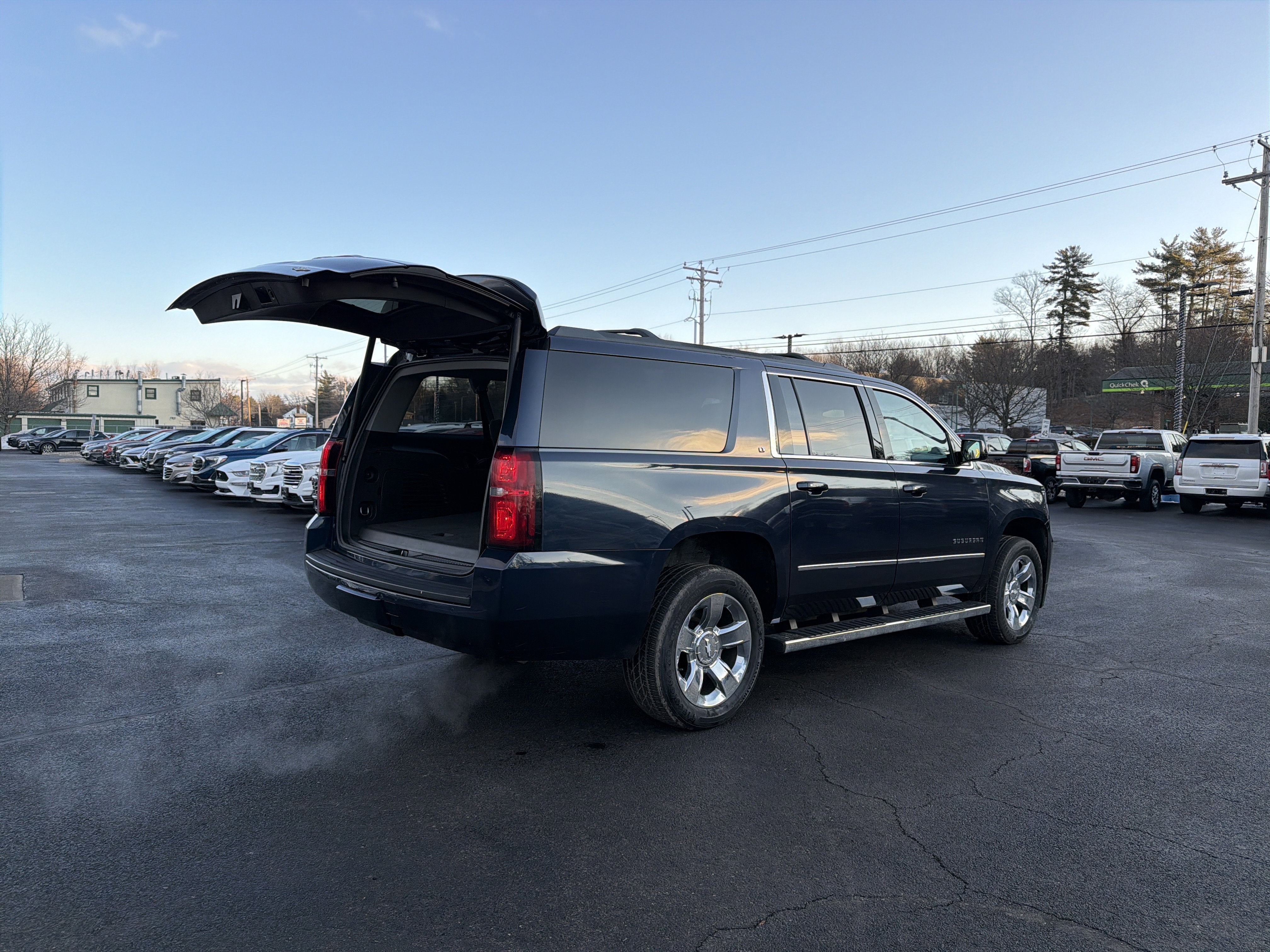 2017 Chevrolet Suburban LT